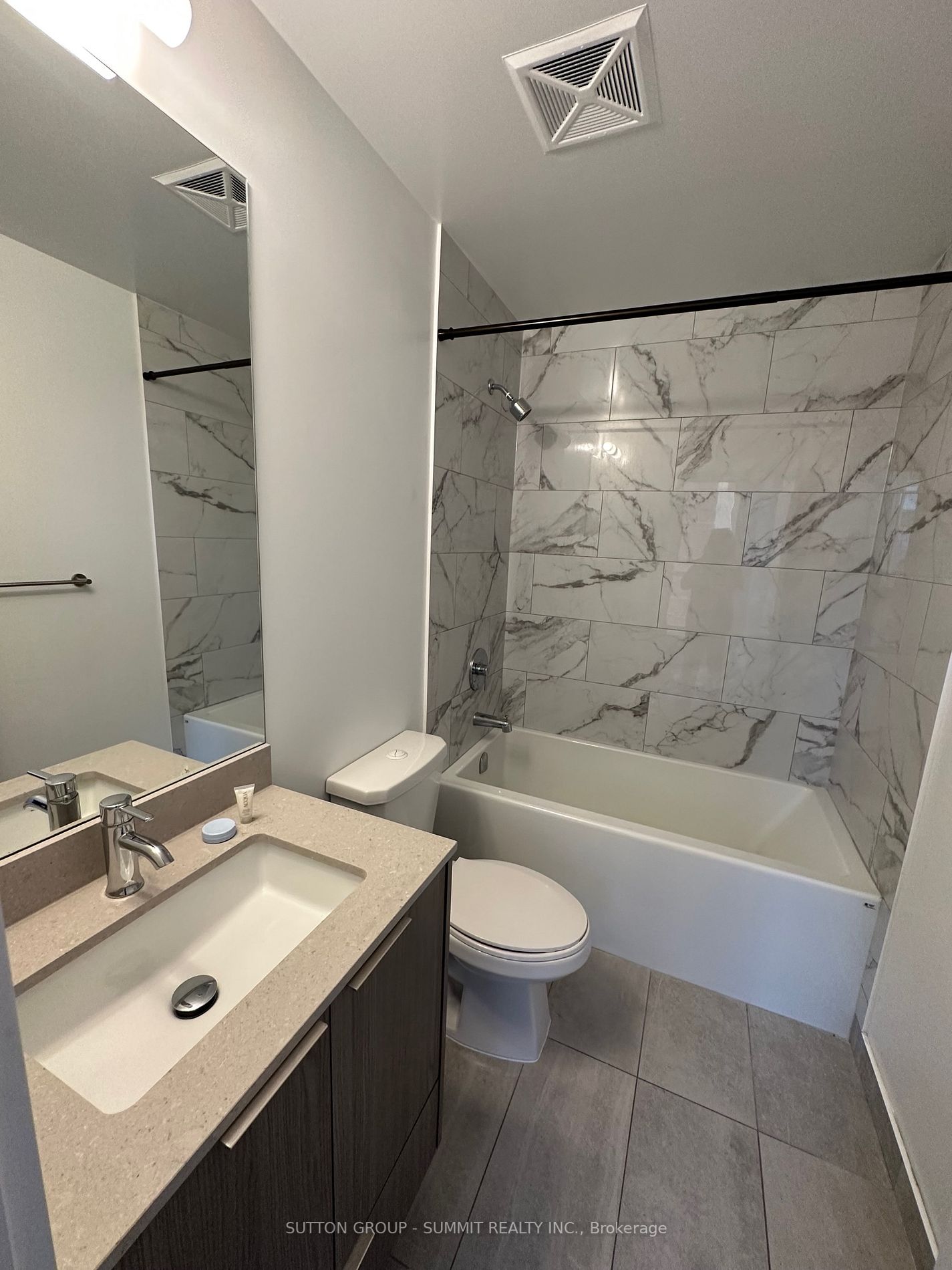 32 Forest Manor Rd, #610