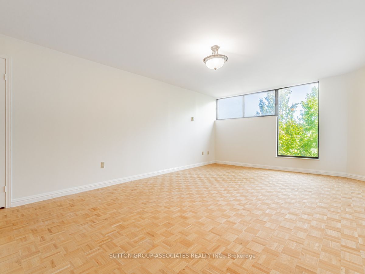3900 Yonge St, #601