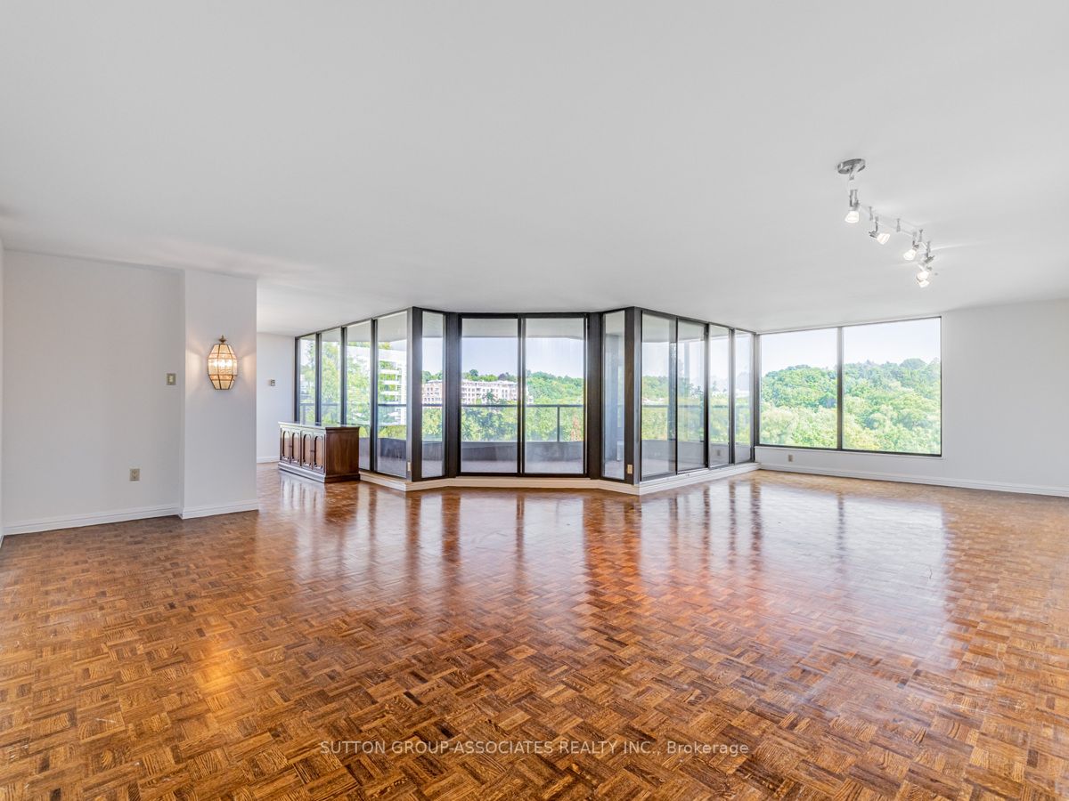 3900 Yonge St, #601