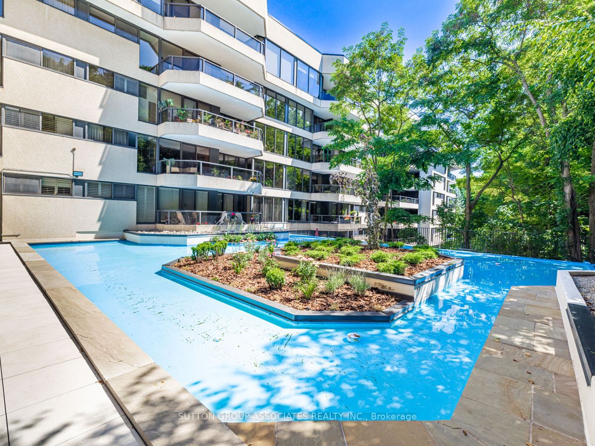 3900 Yonge St, #601