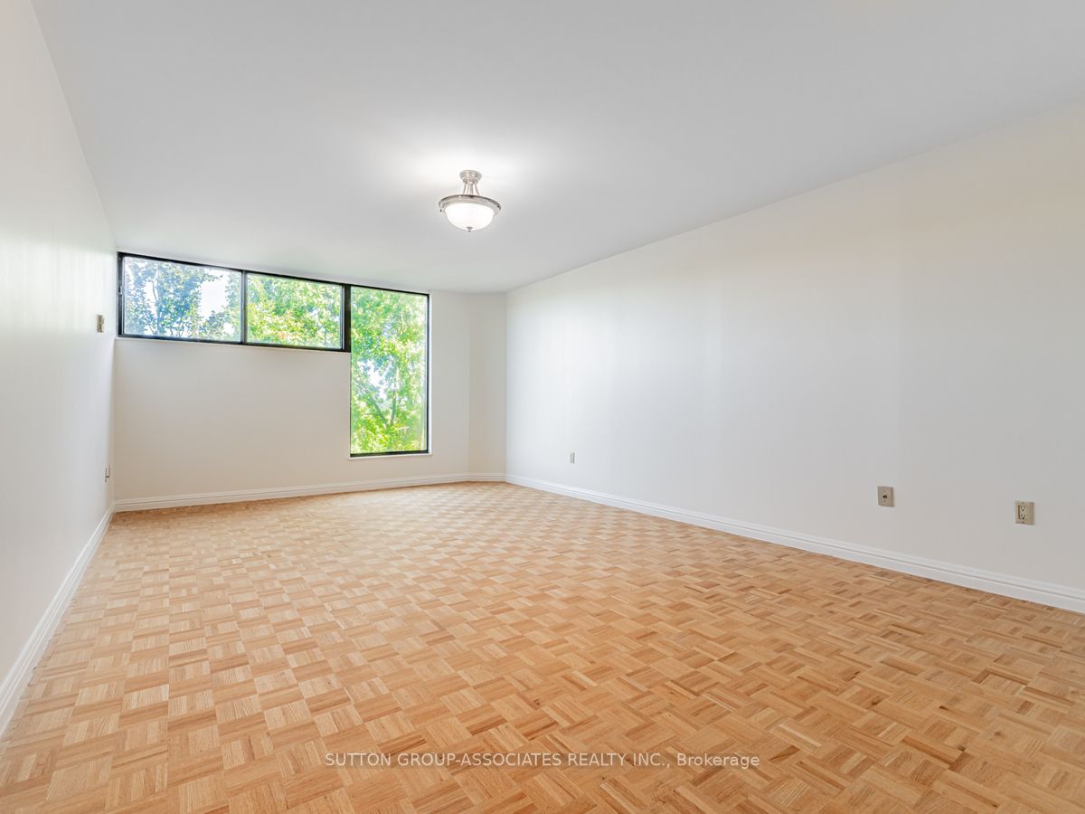 3900 Yonge St, #601