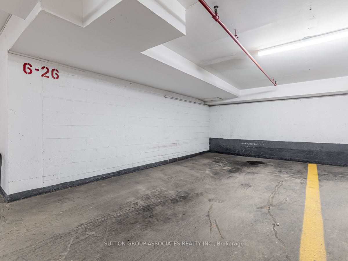 3900 Yonge St, #601