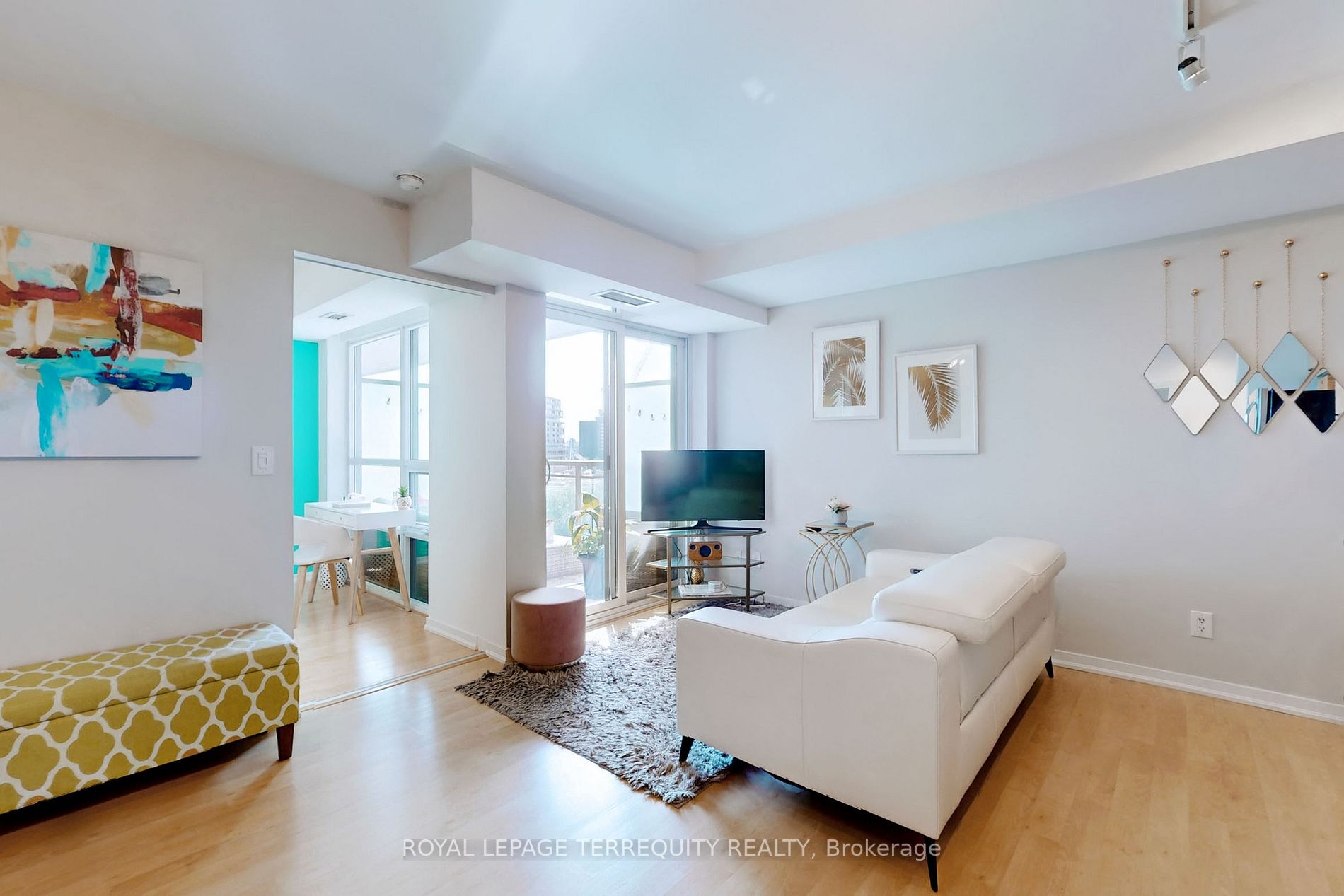 38 Joe Shuster Way, #710