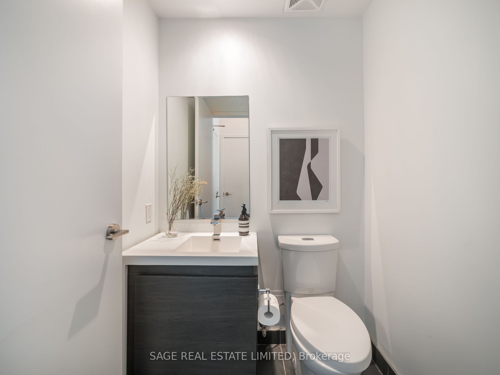 1030 King St W, #114