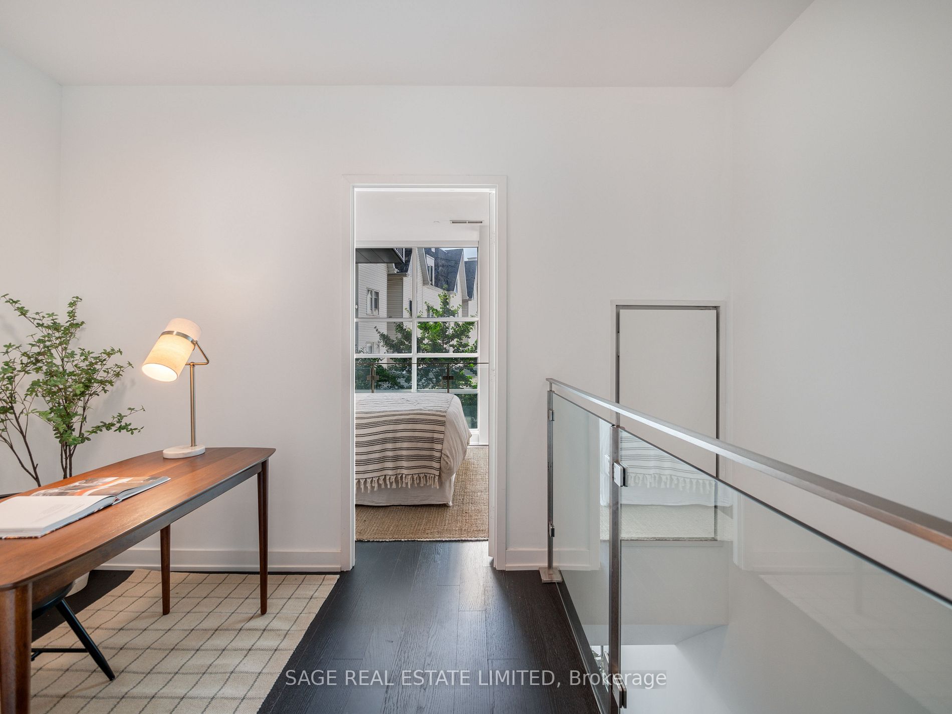 1030 King St W, #114