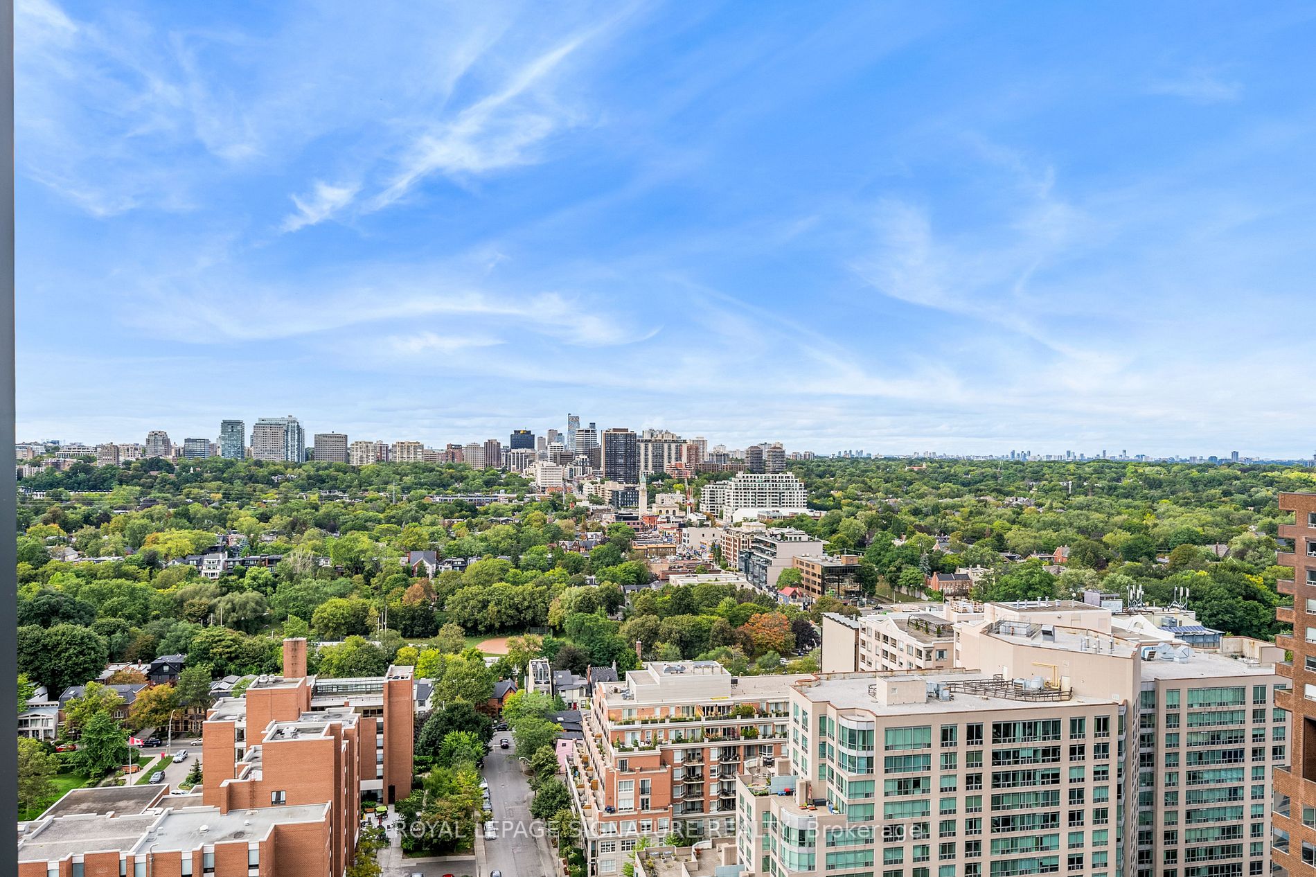 32 Davenport Rd, #2203