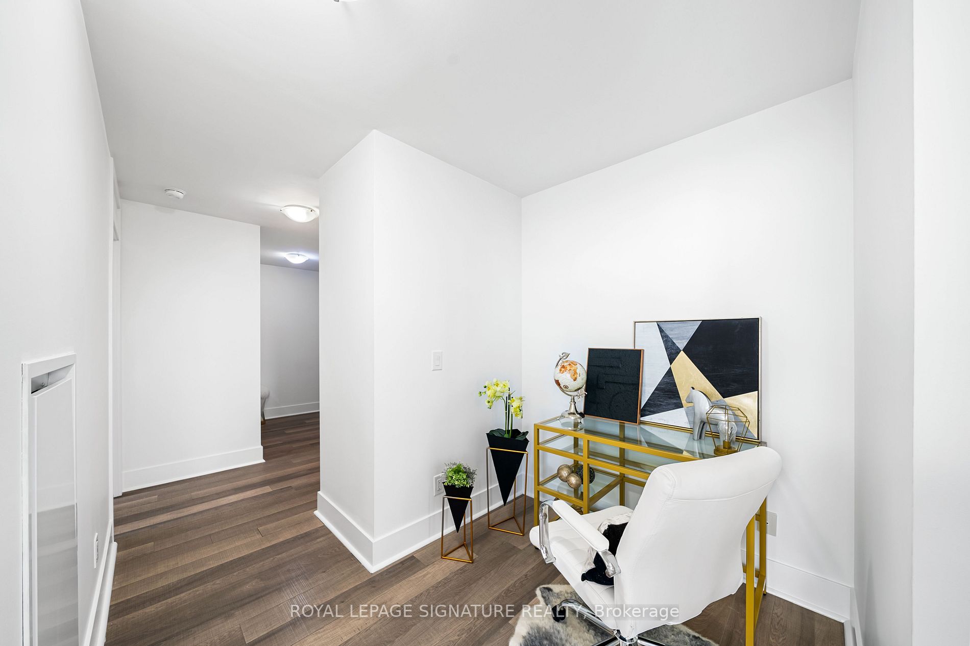 32 Davenport Rd, #2203