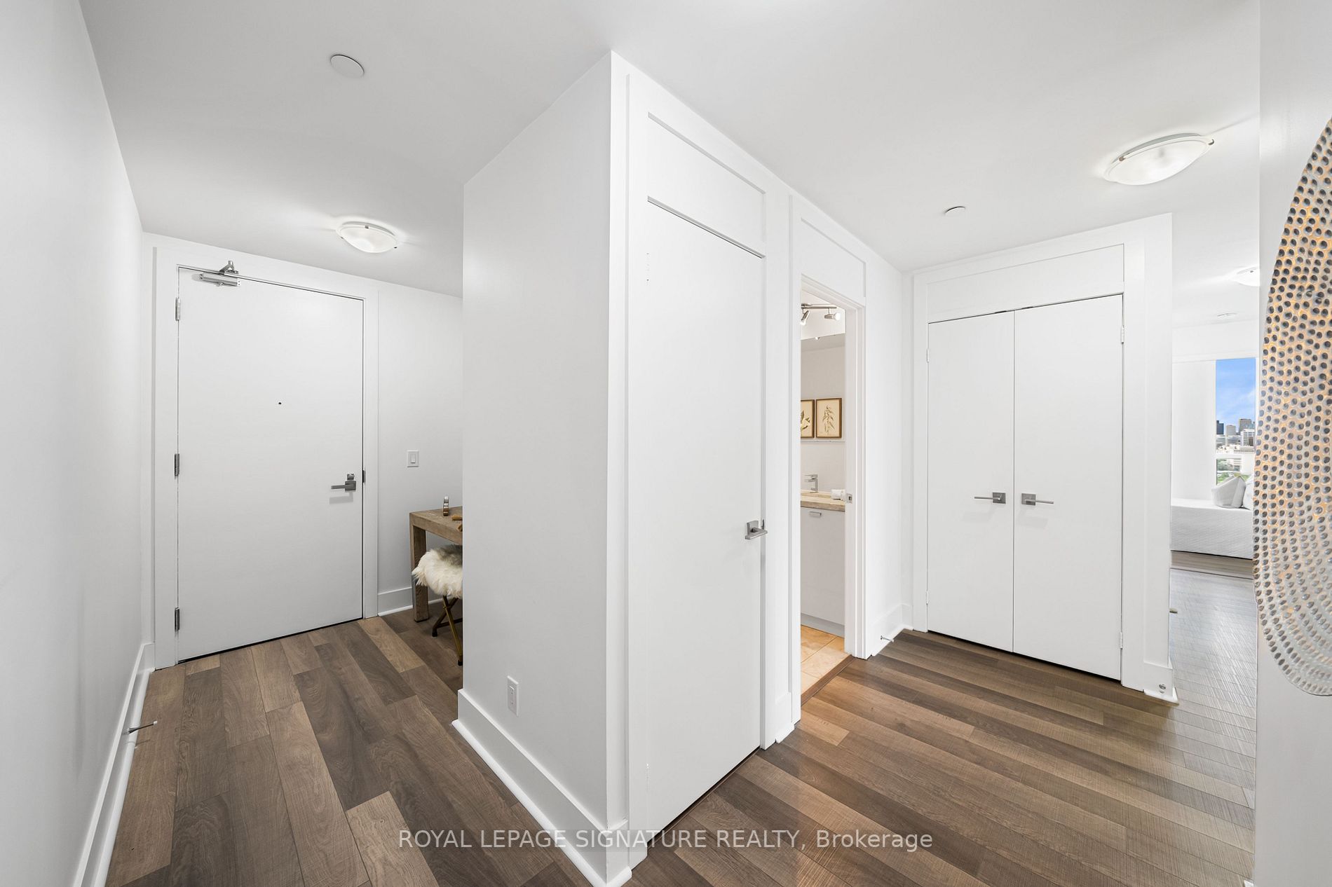 32 Davenport Rd, #2203