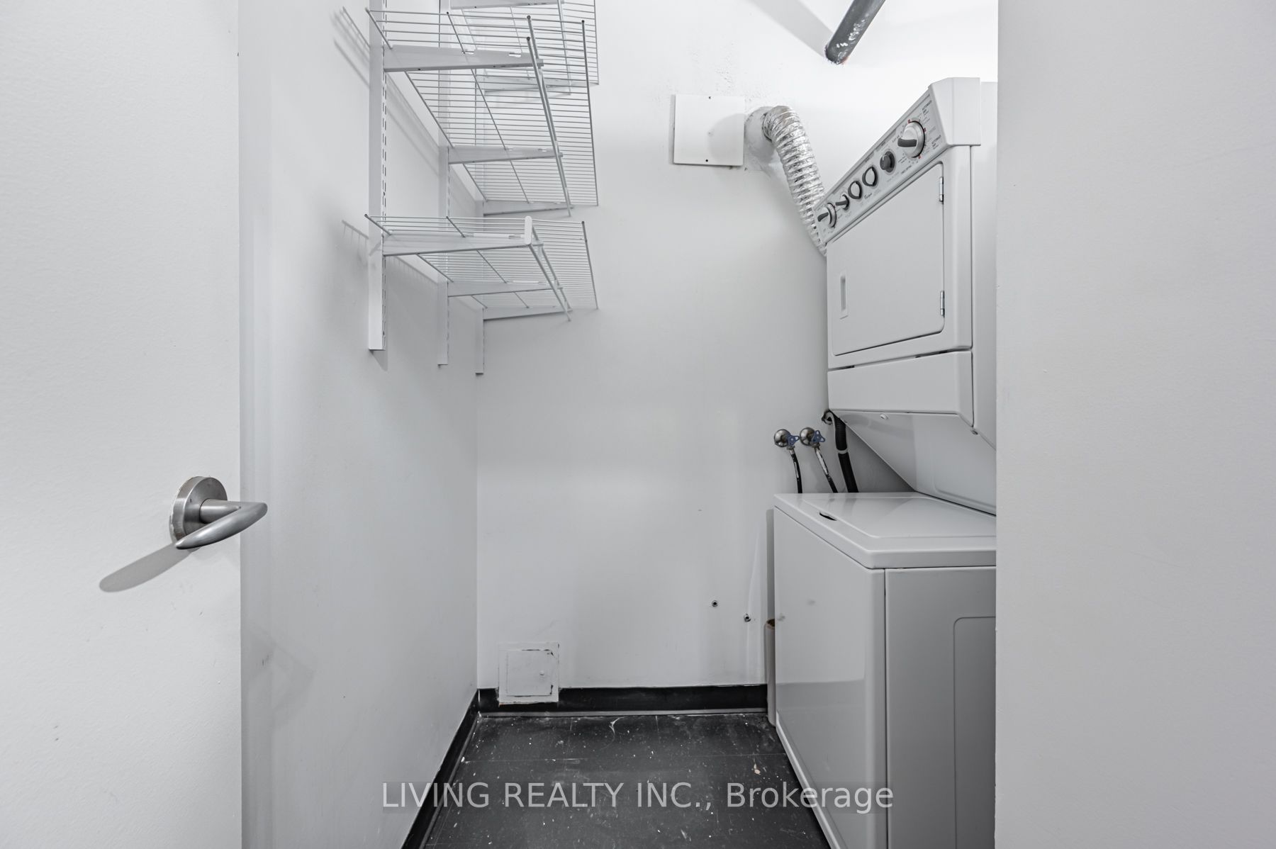 781 King St W, #102