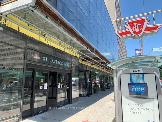 488 University Ave, #2302