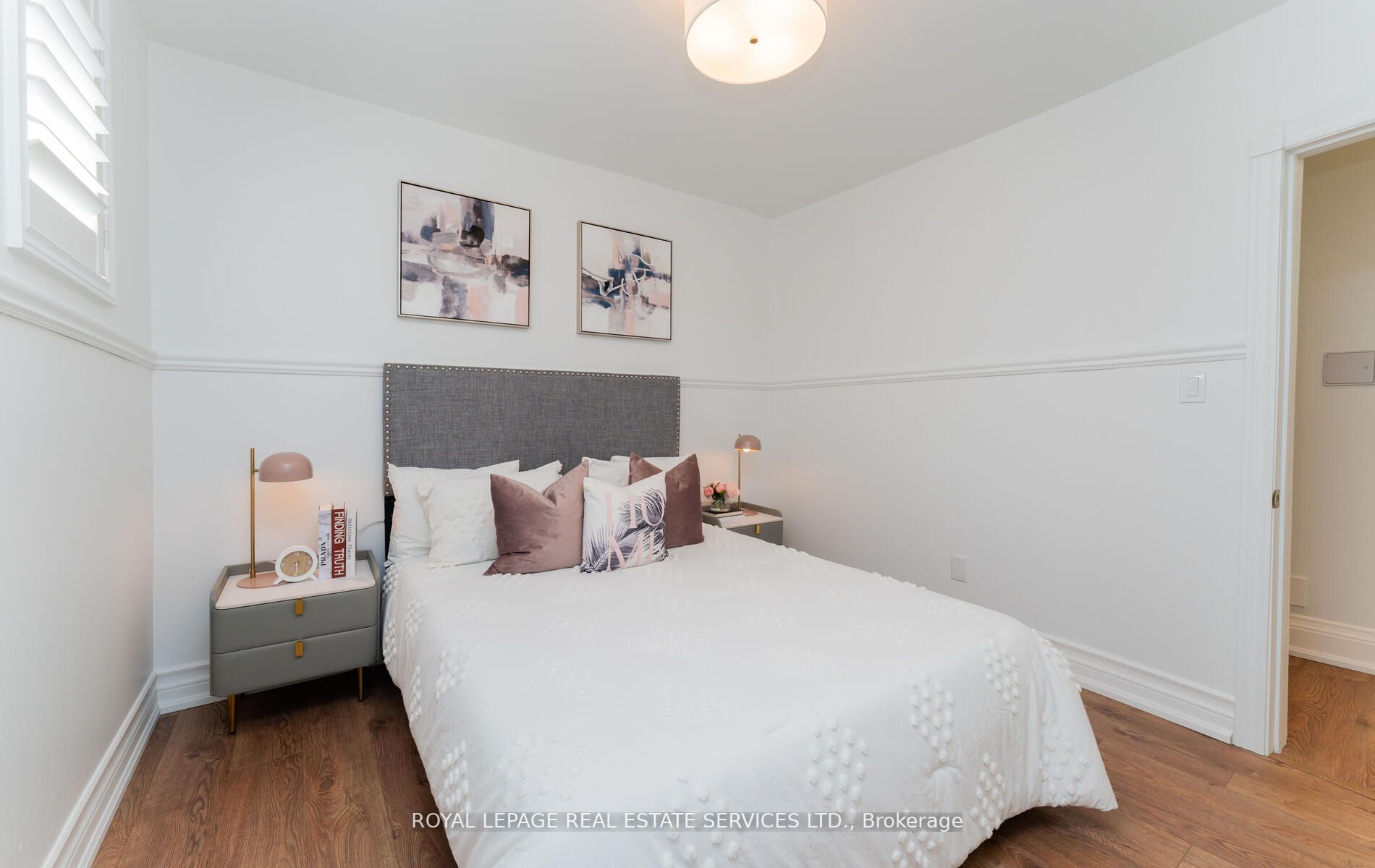 174 Woburn Ave