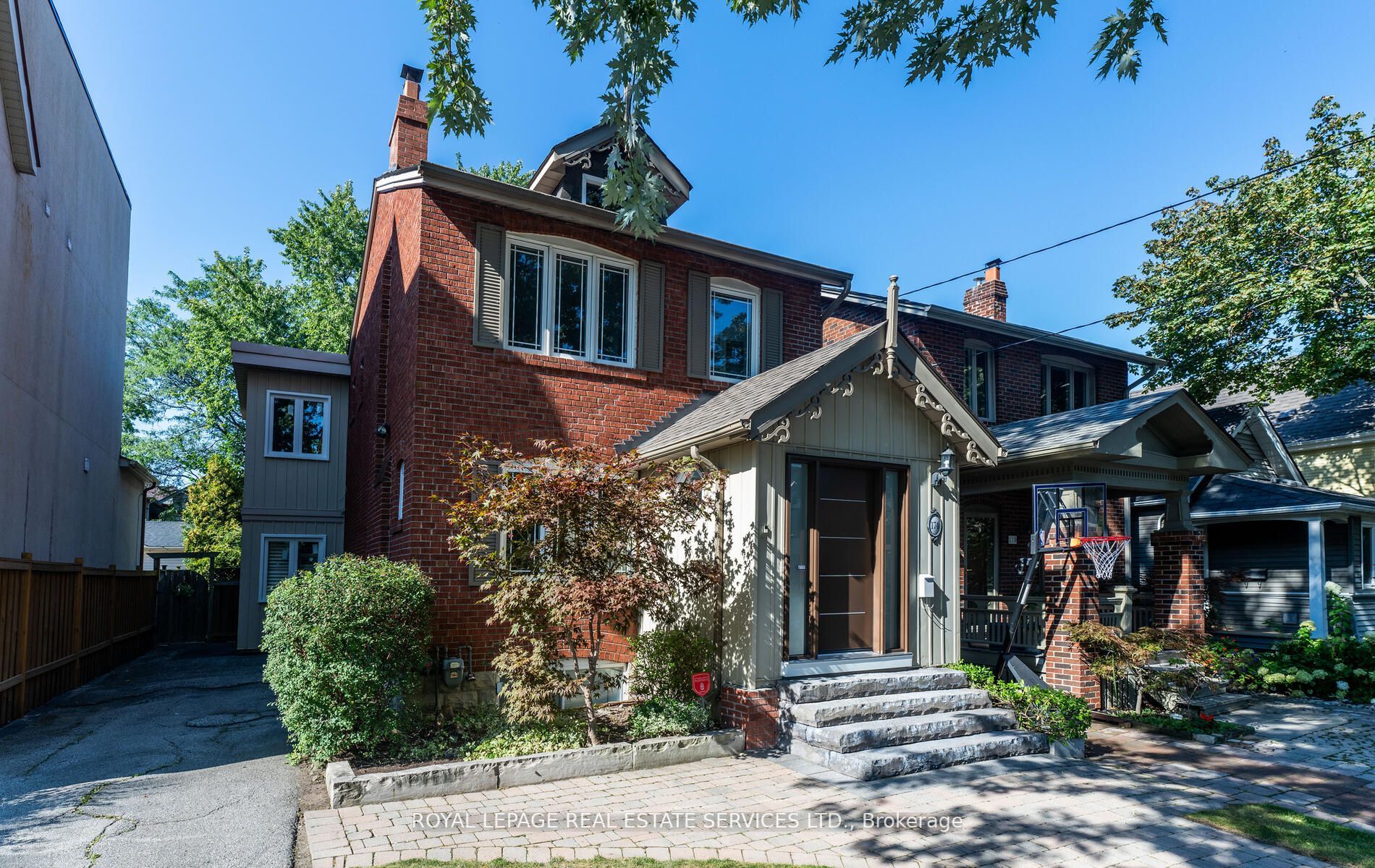 174 Woburn Ave