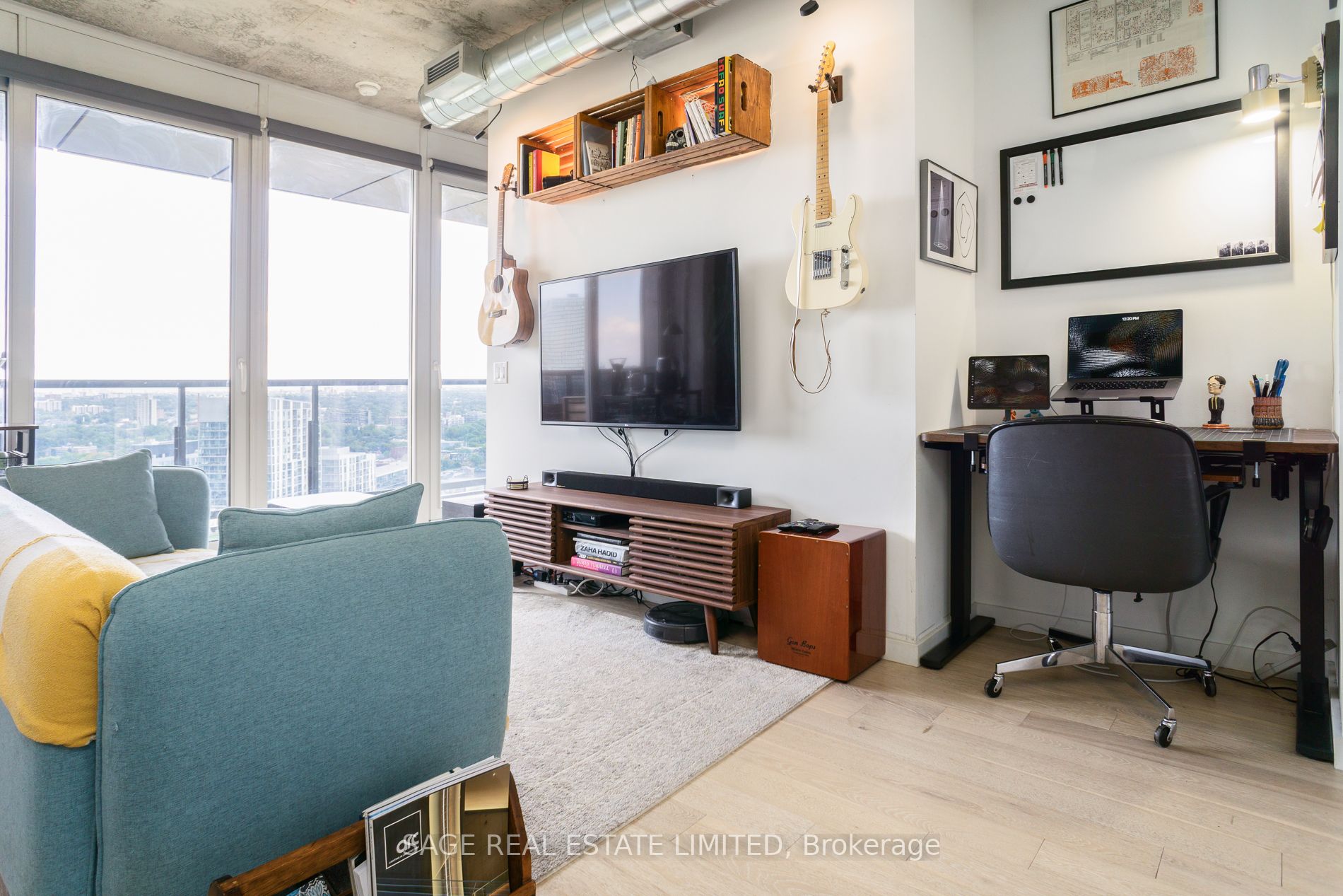 170 Bayview Ave, #2305