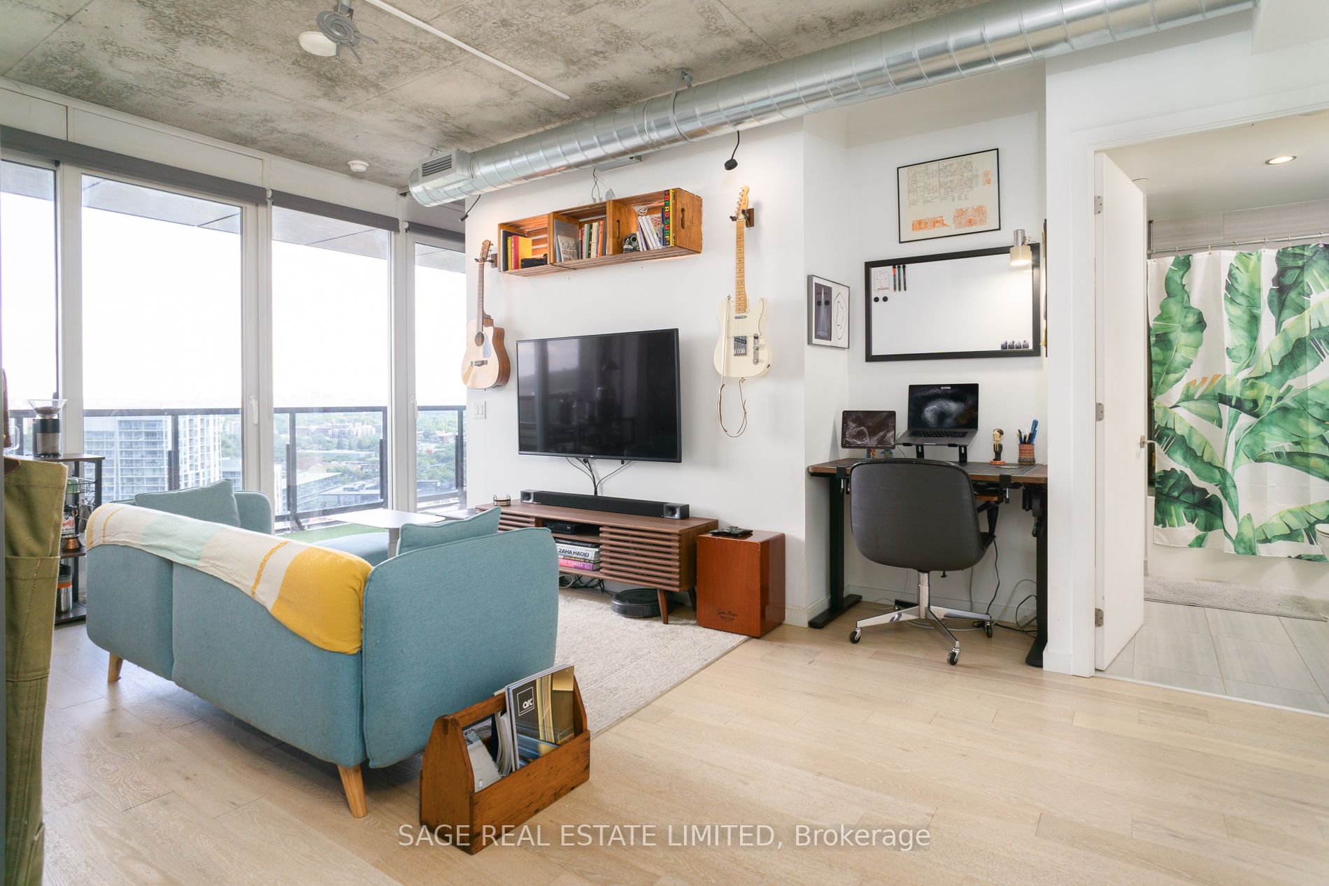 170 Bayview Ave, #2305
