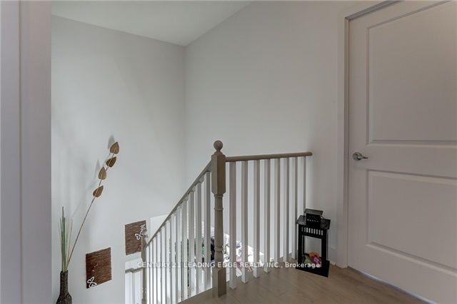 26 Norton Ave, #Ph07