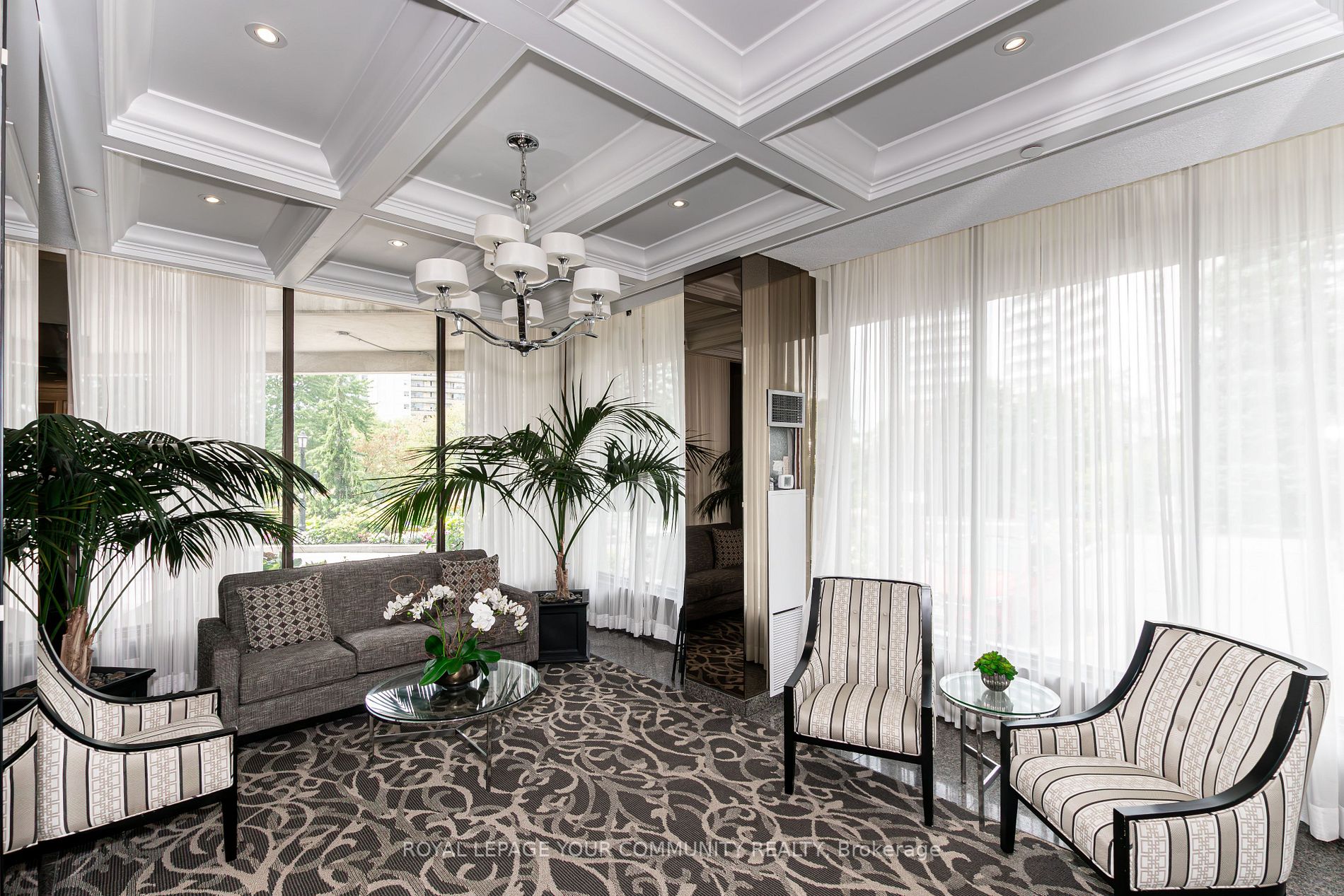 75 Graydon Hall Dr, #1703