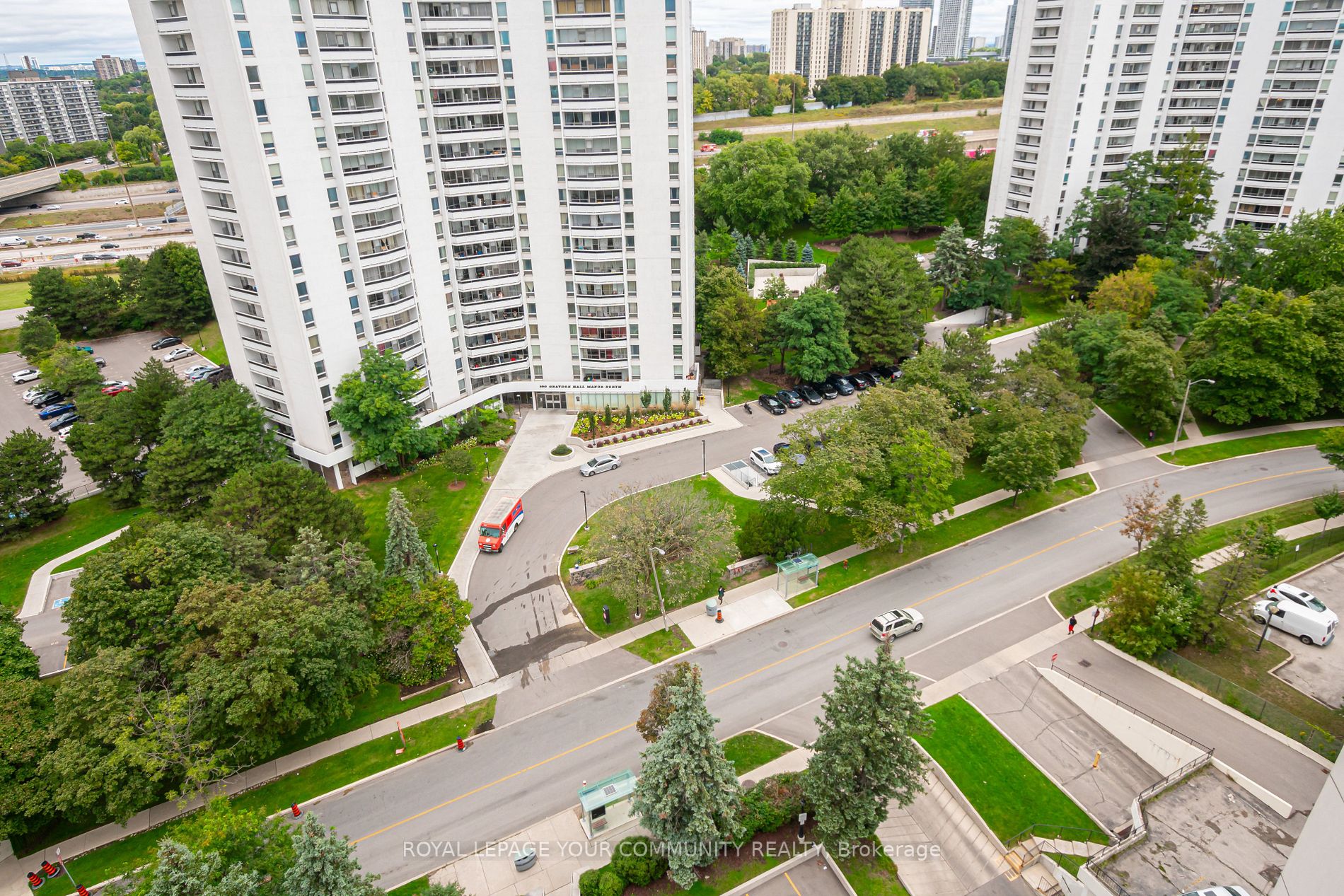 75 Graydon Hall Dr, #1703