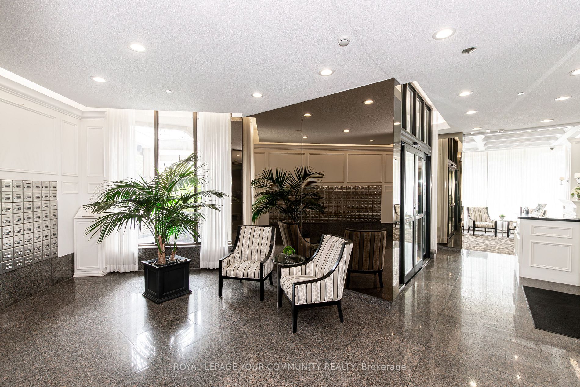75 Graydon Hall Dr, #1703