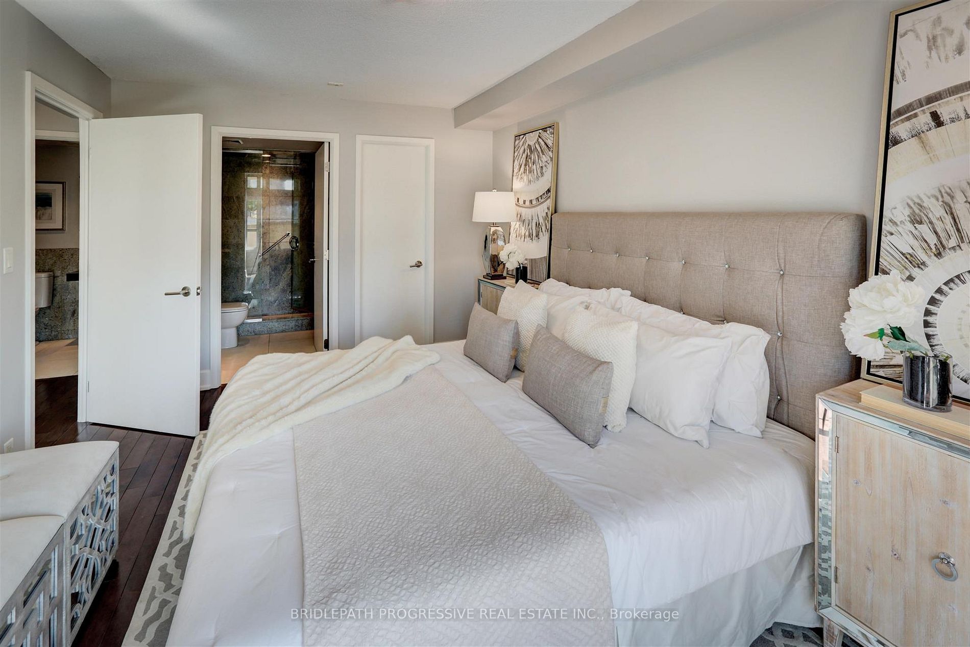676 Sheppard Ave E, #707