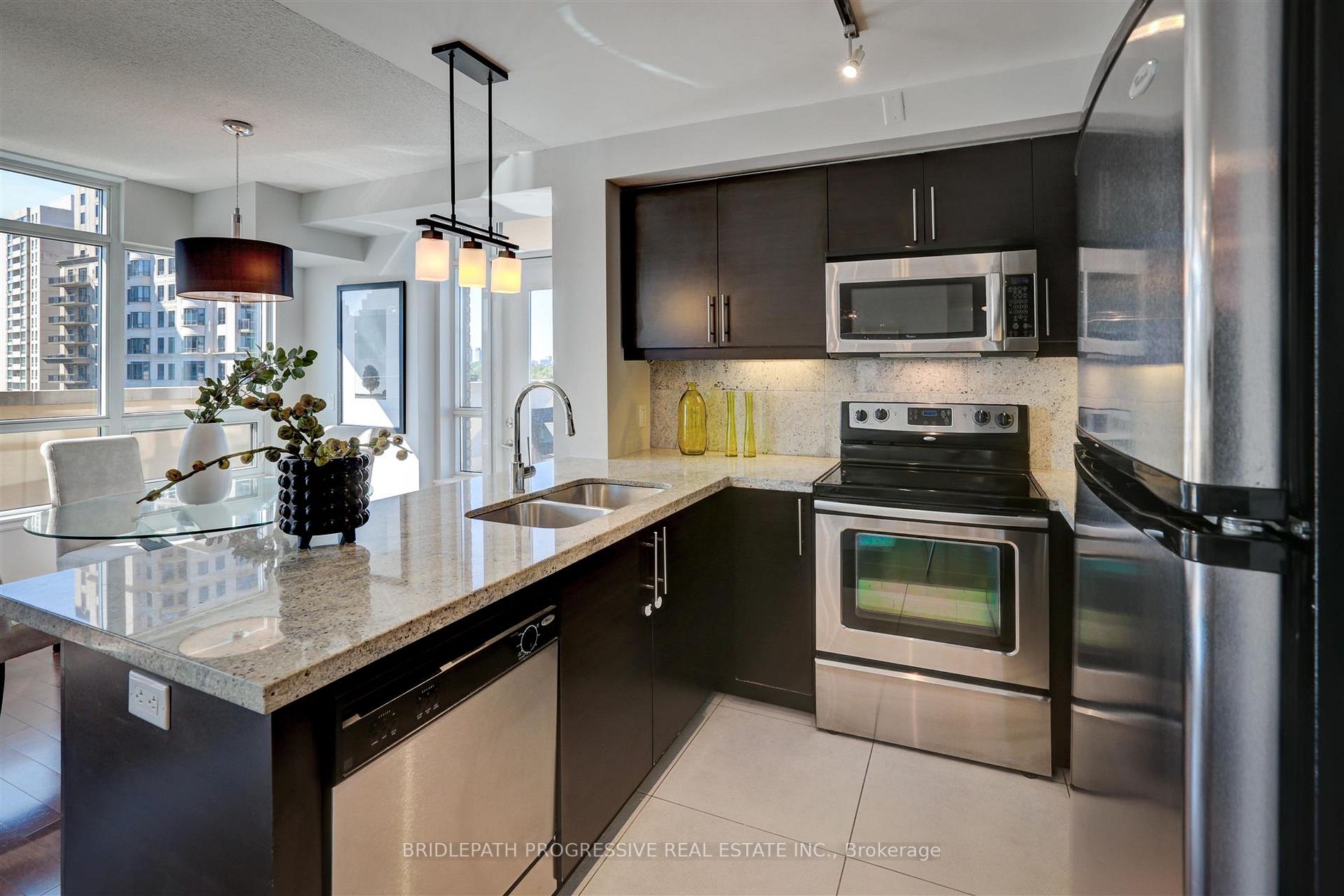 676 Sheppard Ave E, #707