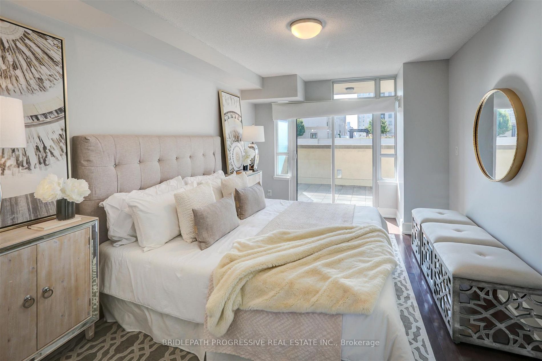 676 Sheppard Ave E, #707