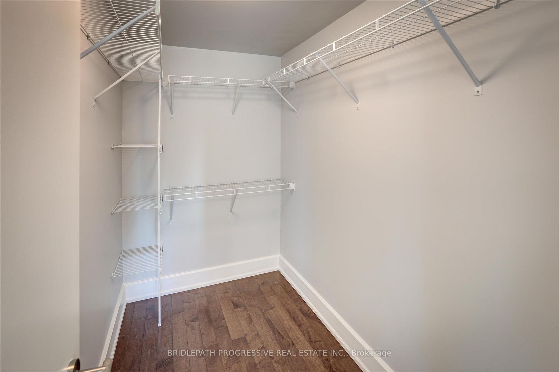 676 Sheppard Ave E, #707