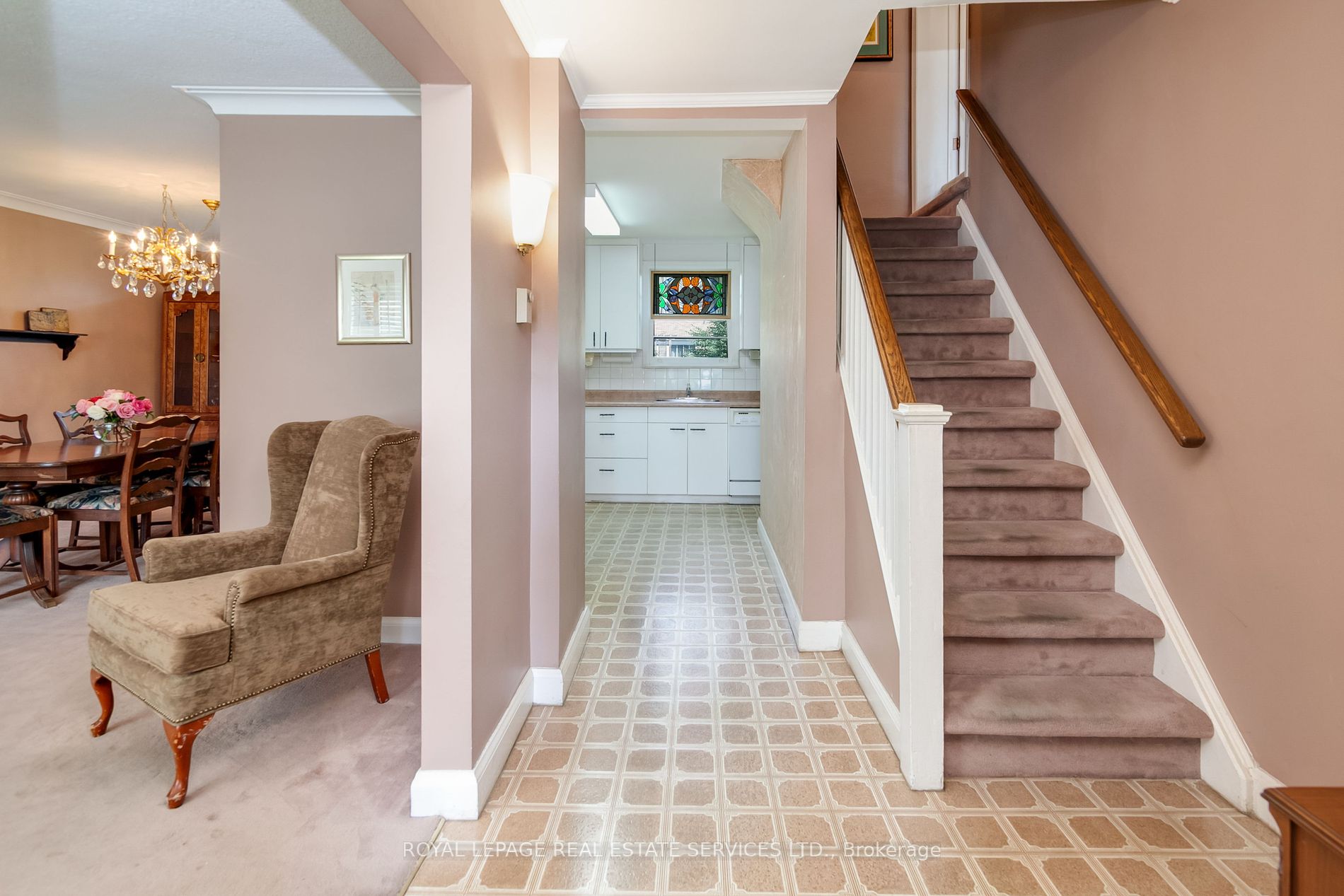 104 Laurelcrest Ave