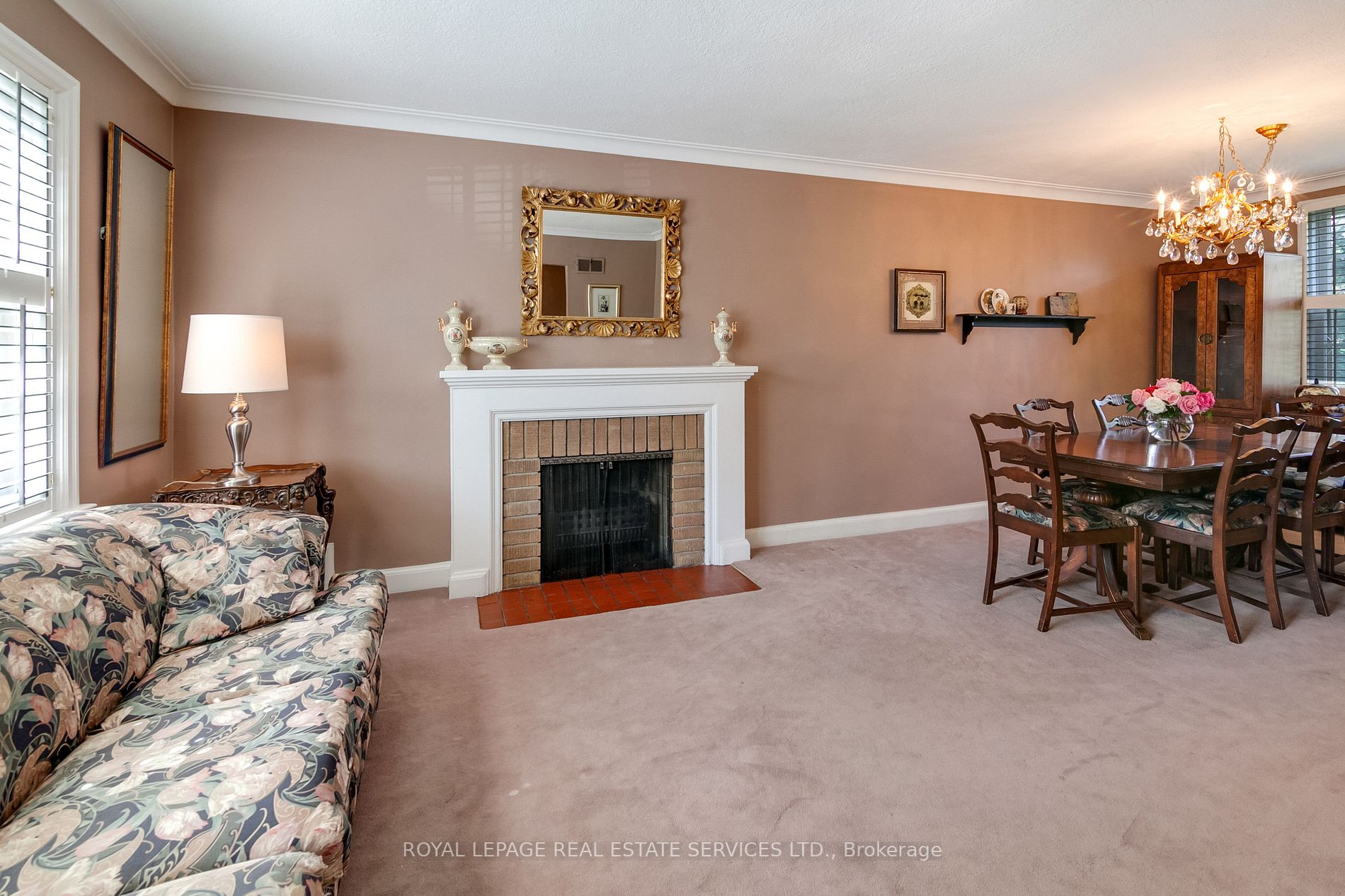 104 Laurelcrest Ave