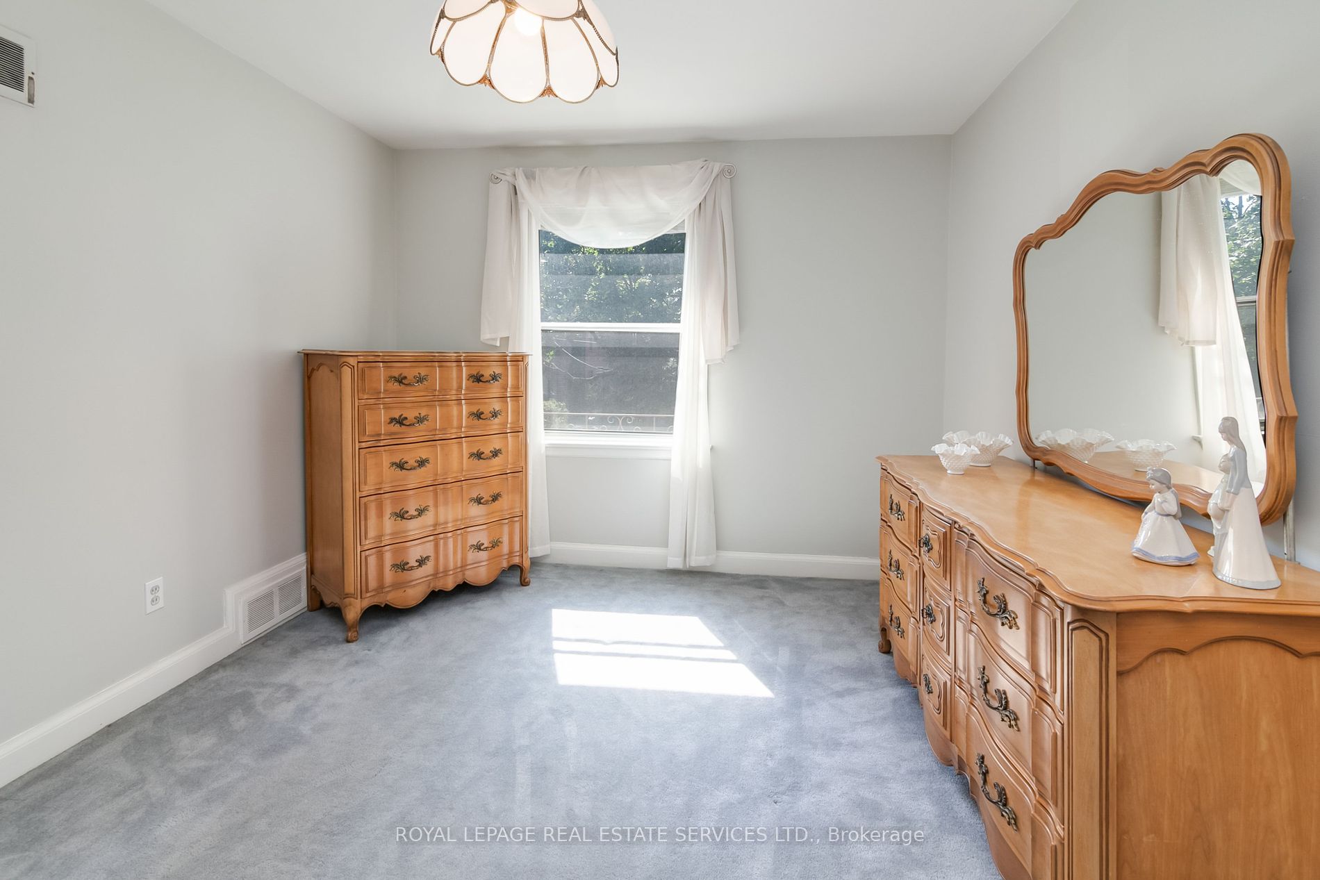 104 Laurelcrest Ave