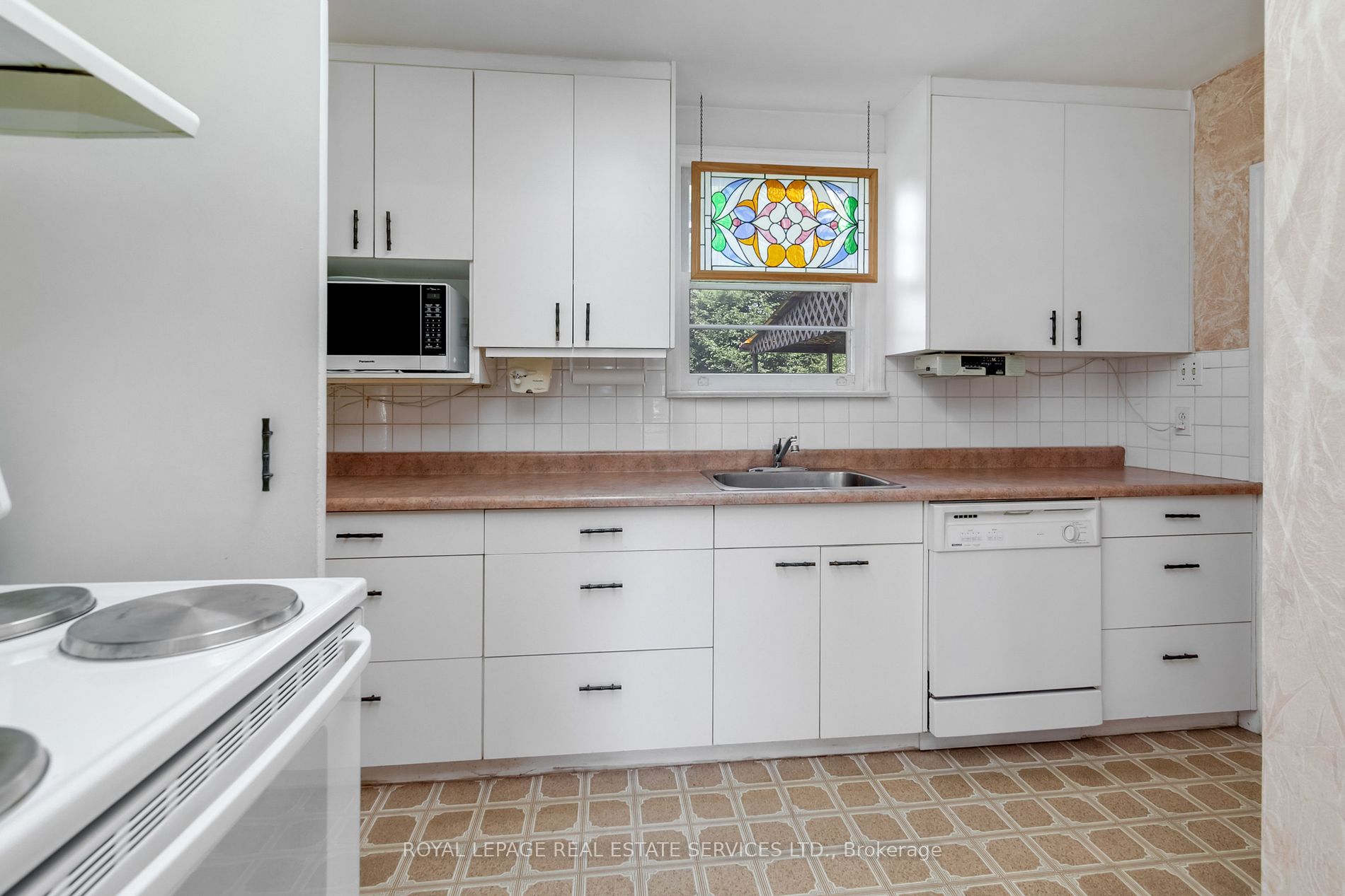 104 Laurelcrest Ave