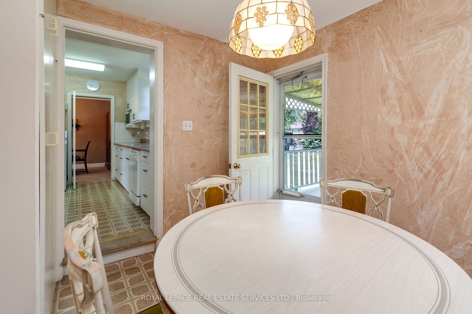 104 Laurelcrest Ave