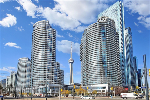 8 York St, Toronto
