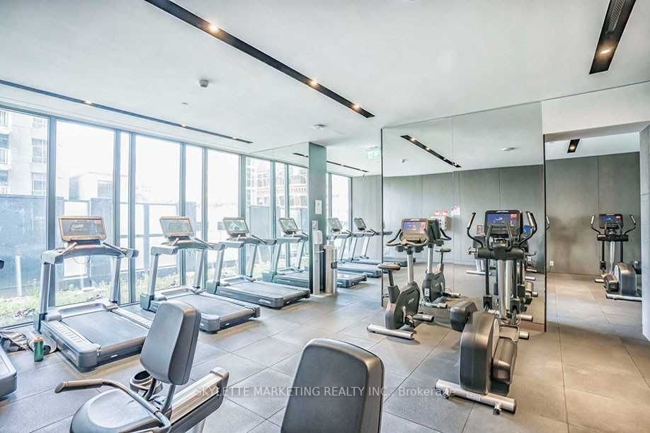 25 Richmond St E, #1105