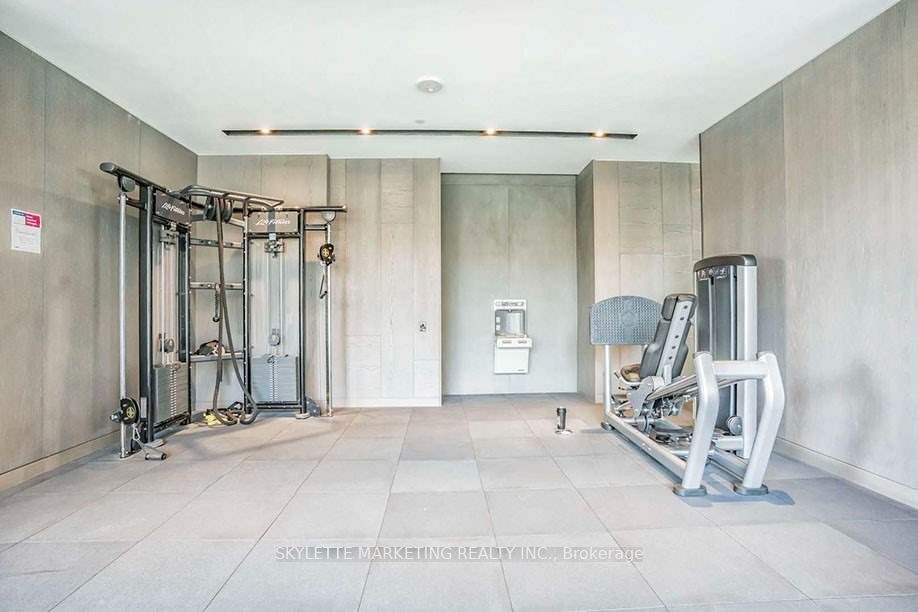 25 Richmond St E, #1105