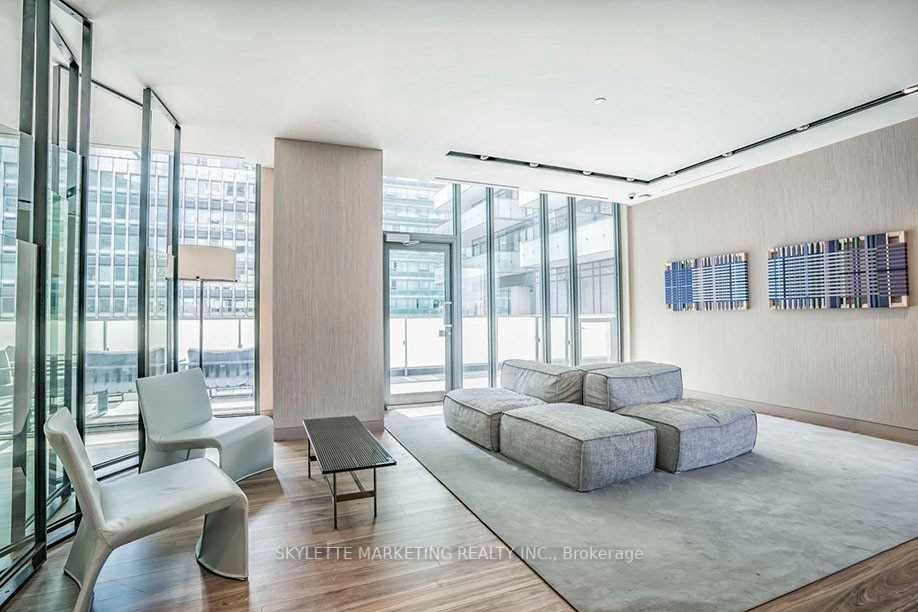 25 Richmond St E, #1105
