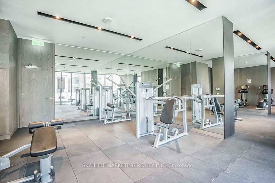 25 Richmond St E, #1105
