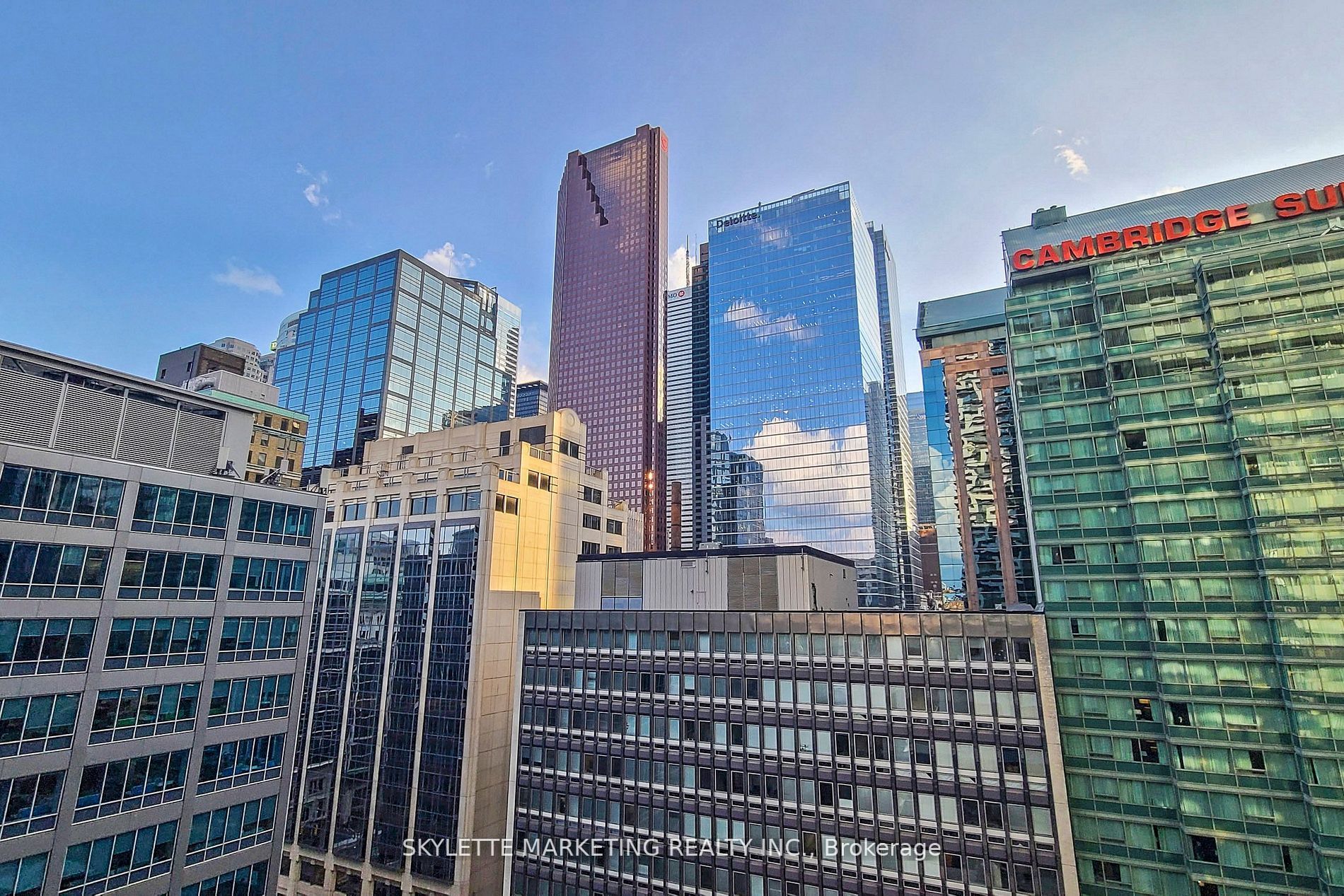 25 Richmond St E, #1105