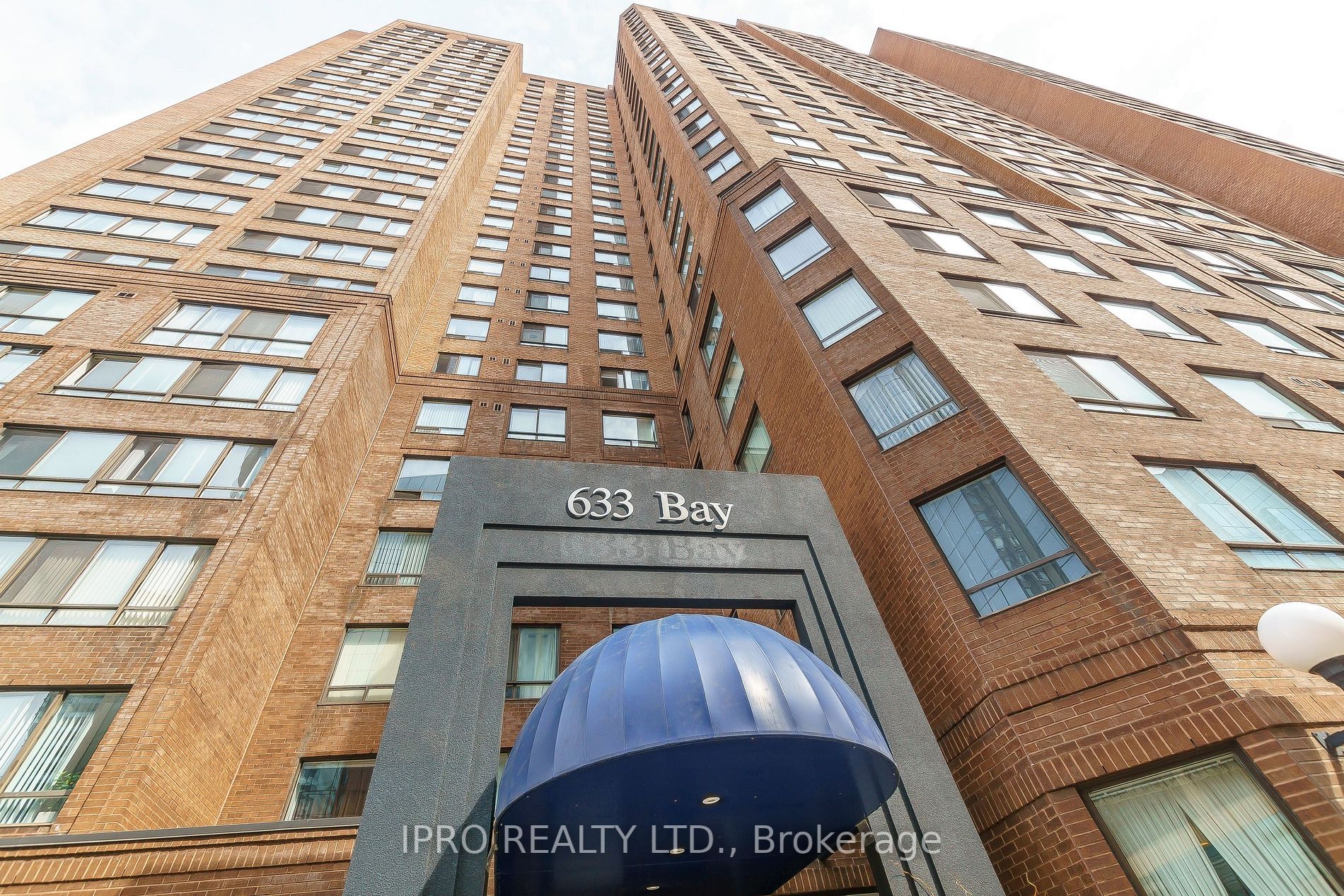 633 Bay St, #2403
