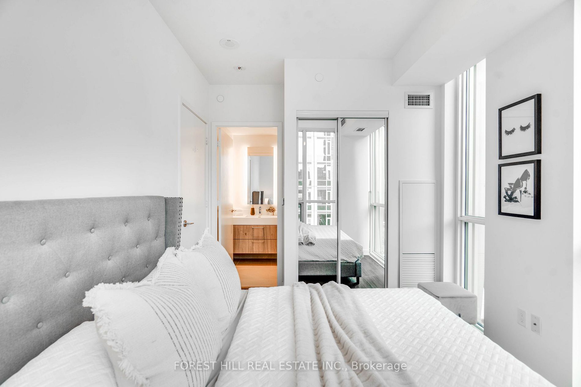 1 Yorkville Ave, #802