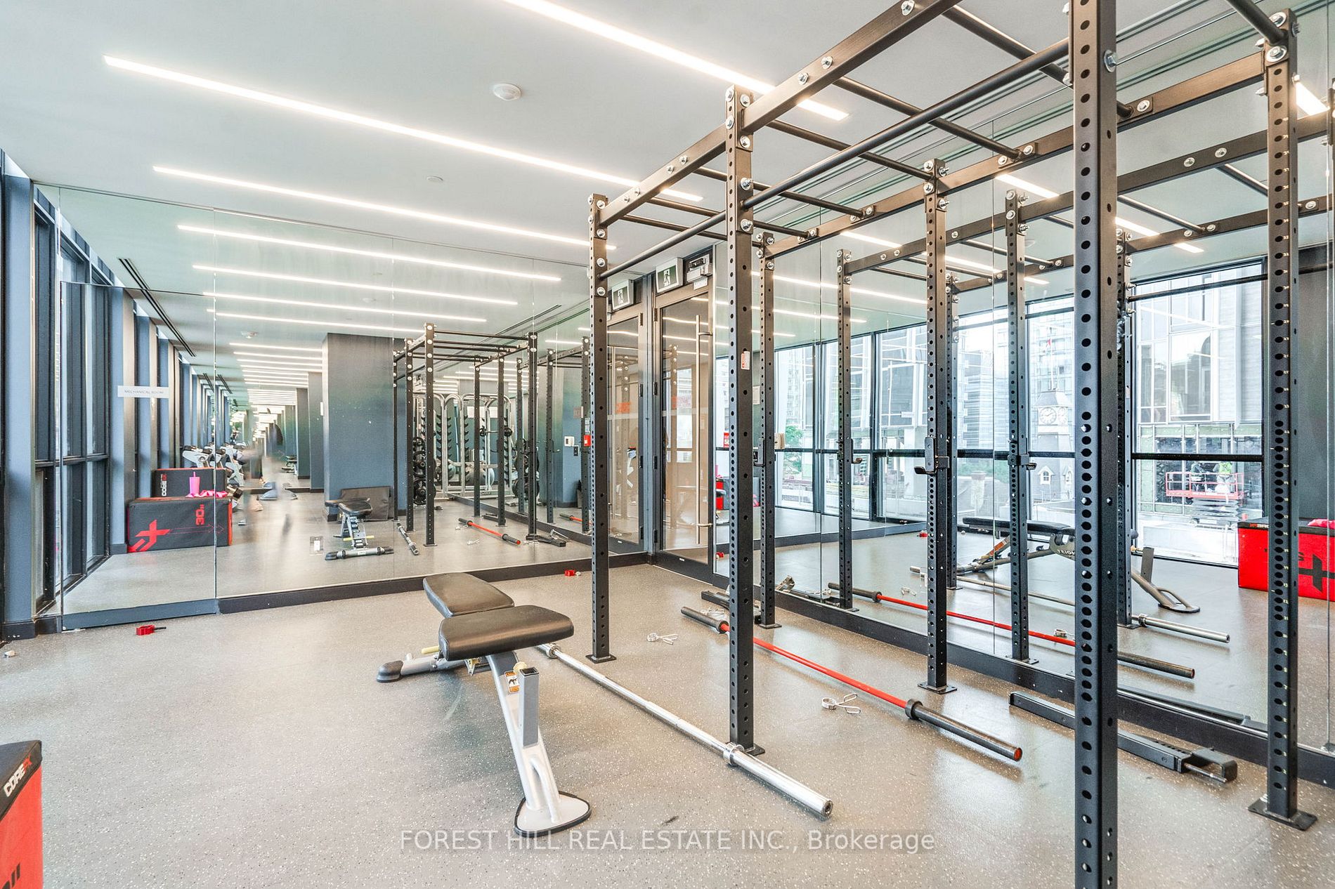 1 Yorkville Ave, #802