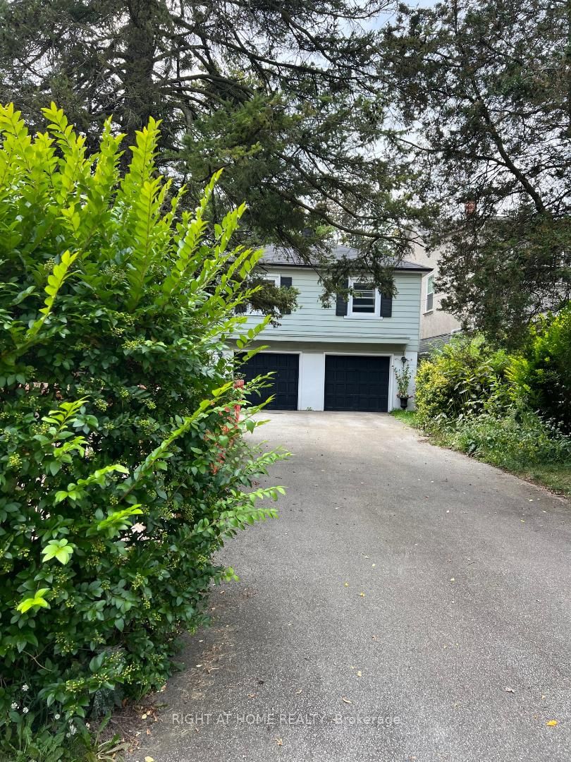 42 Gwendolen Cres