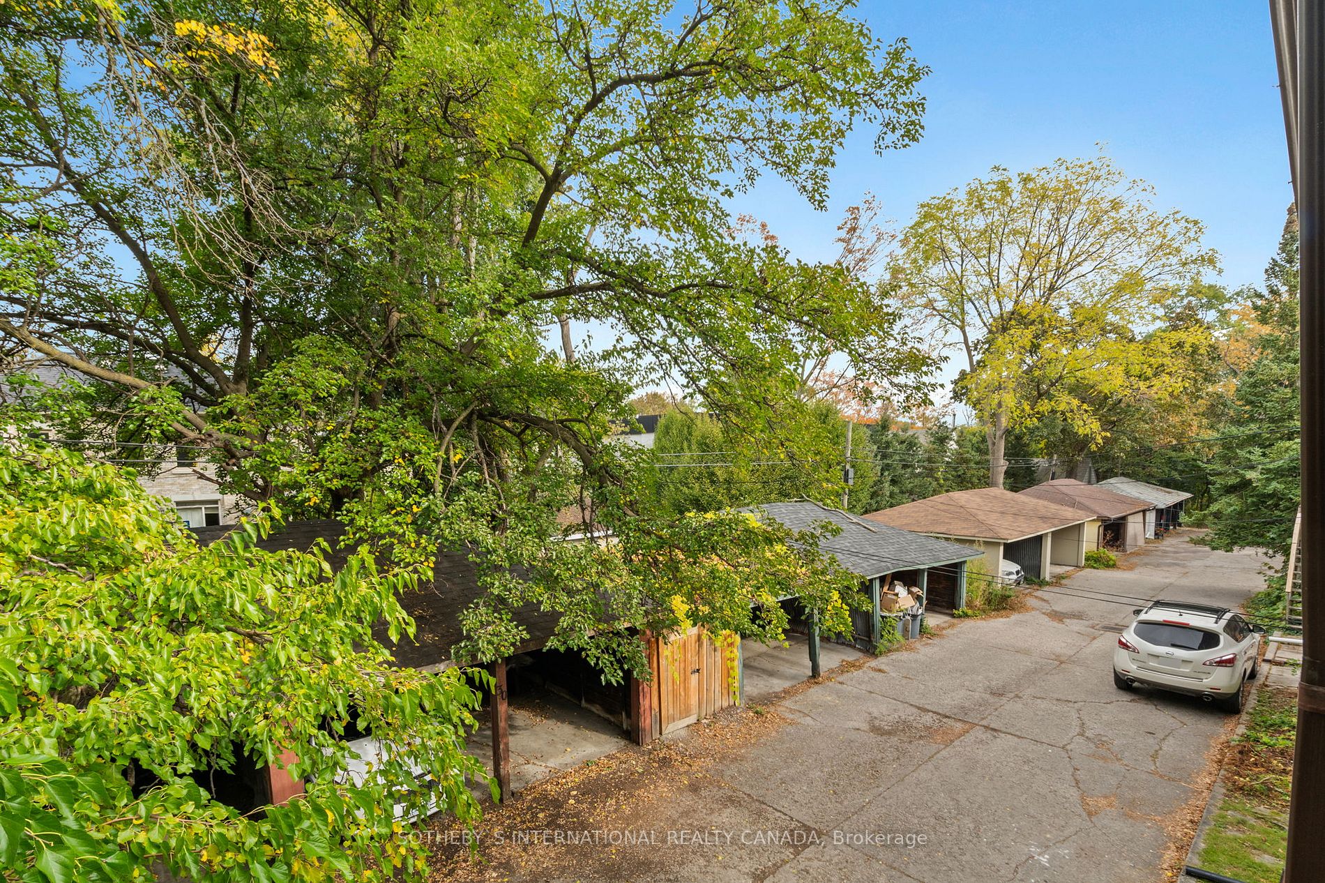 28 Strathgowan Ave, #Upper