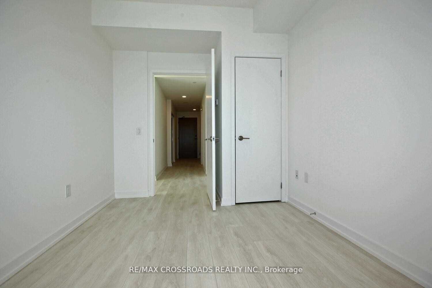 225 Sumach St, #1703