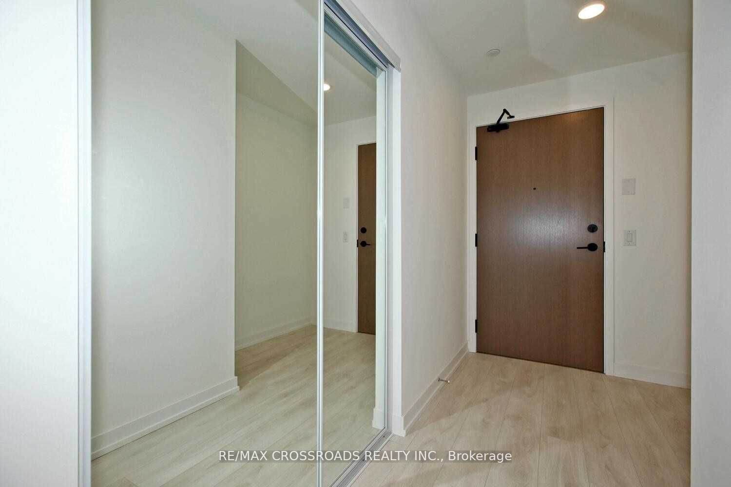 225 Sumach St, #1703