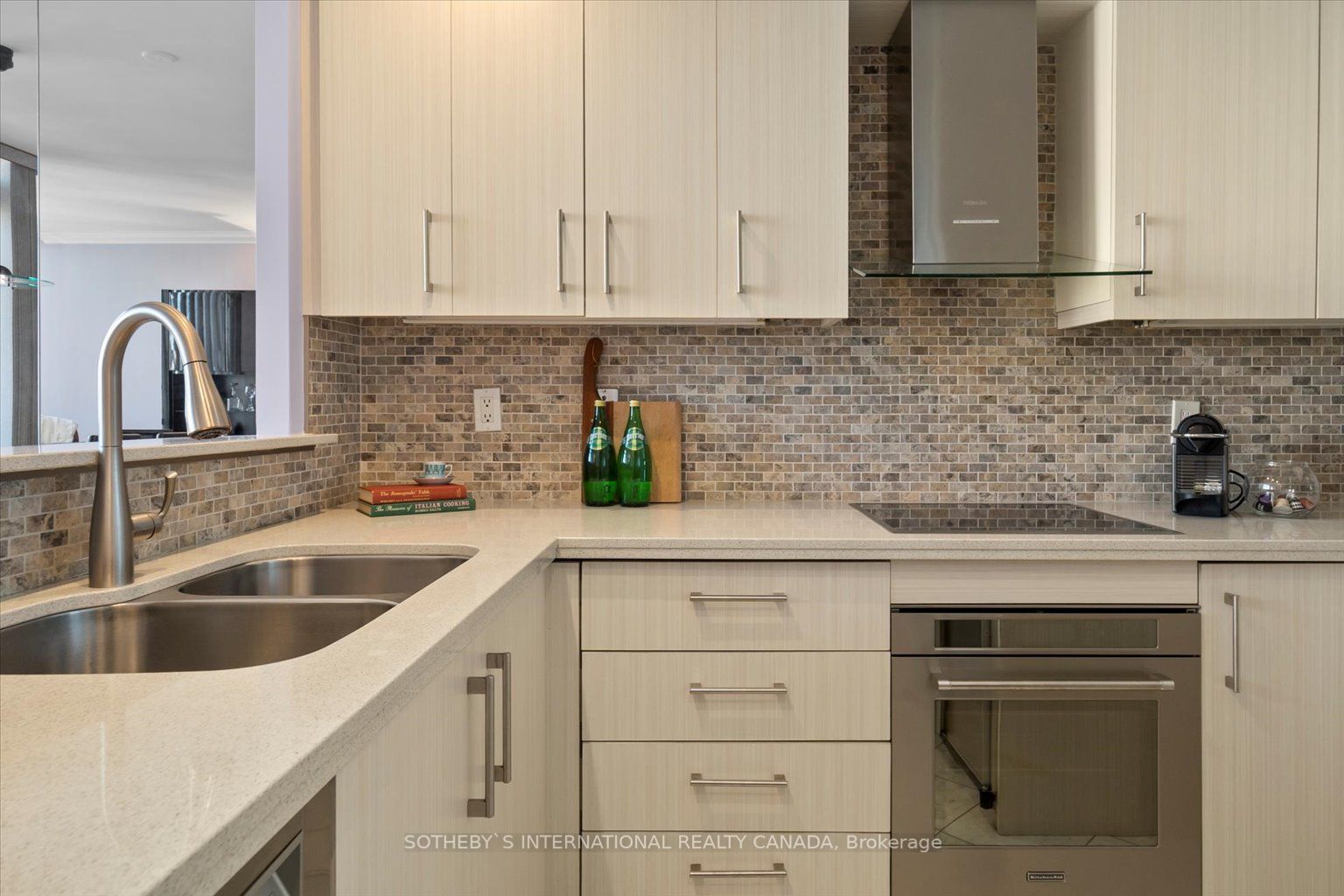 44 St Joseph St, #Ph 12