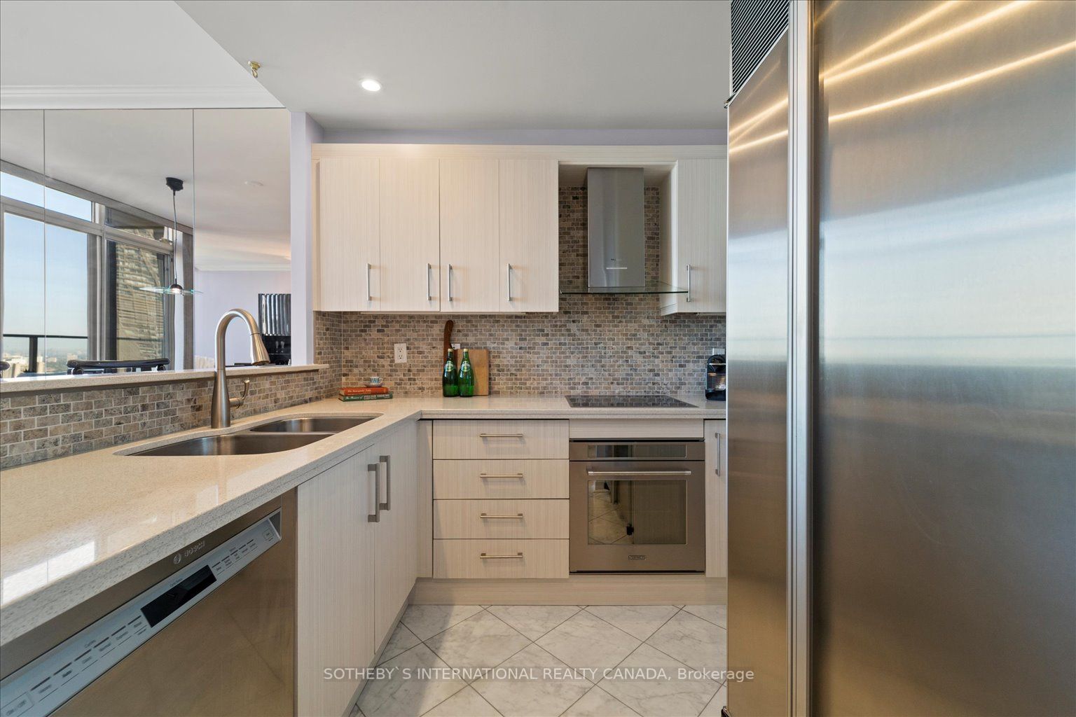 44 St Joseph St, #Ph 12