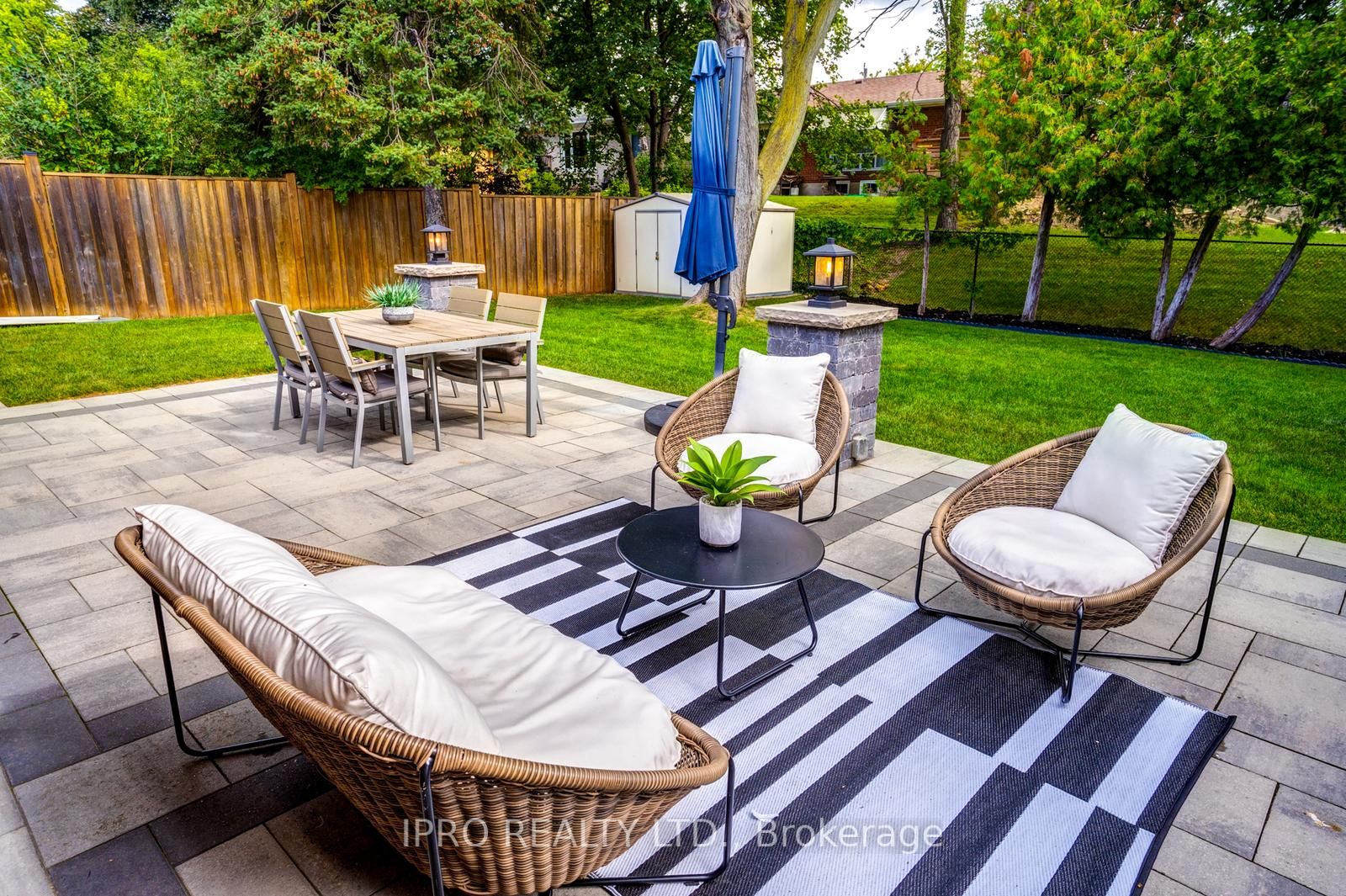 15 Tufton Cres