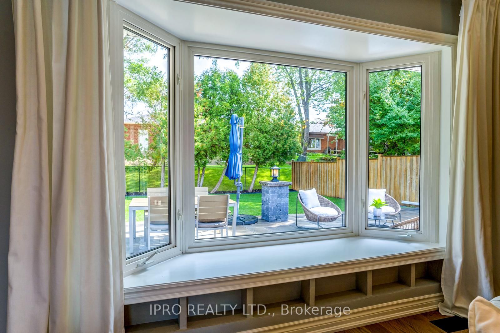15 Tufton Cres