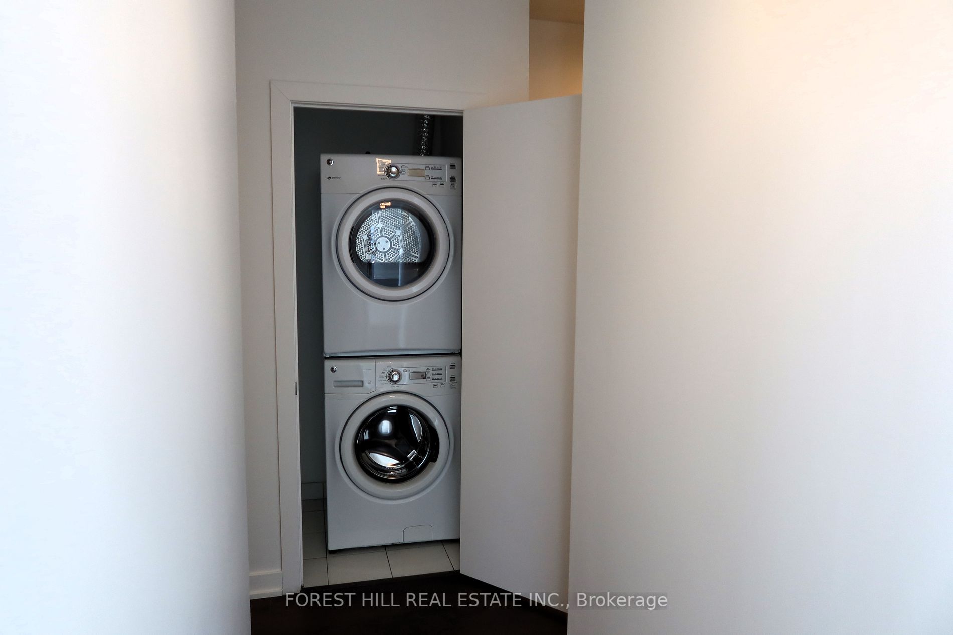 20 Bruyeres Mews, #Ph07