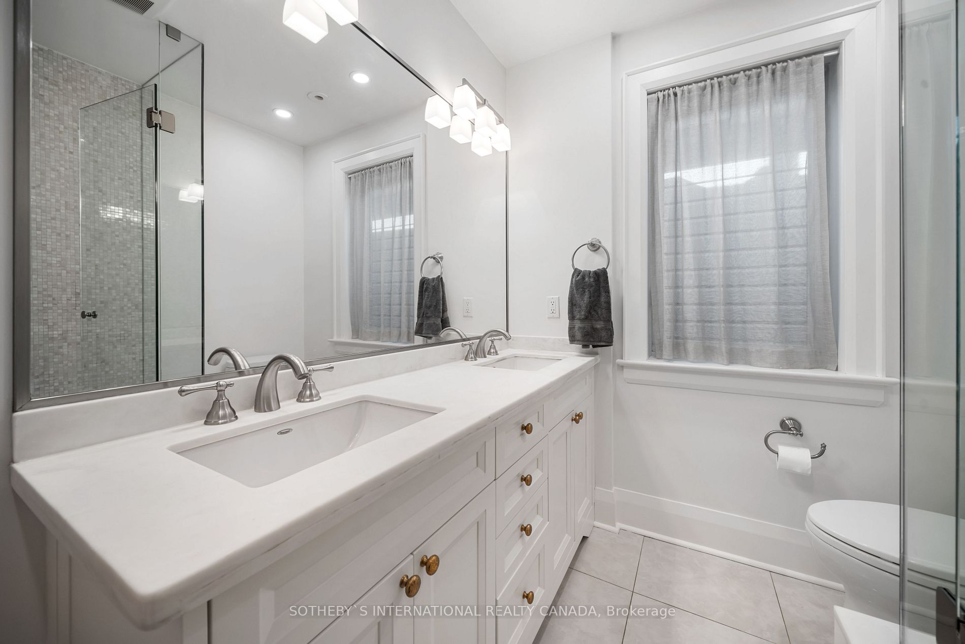 25 Cranbrooke Ave